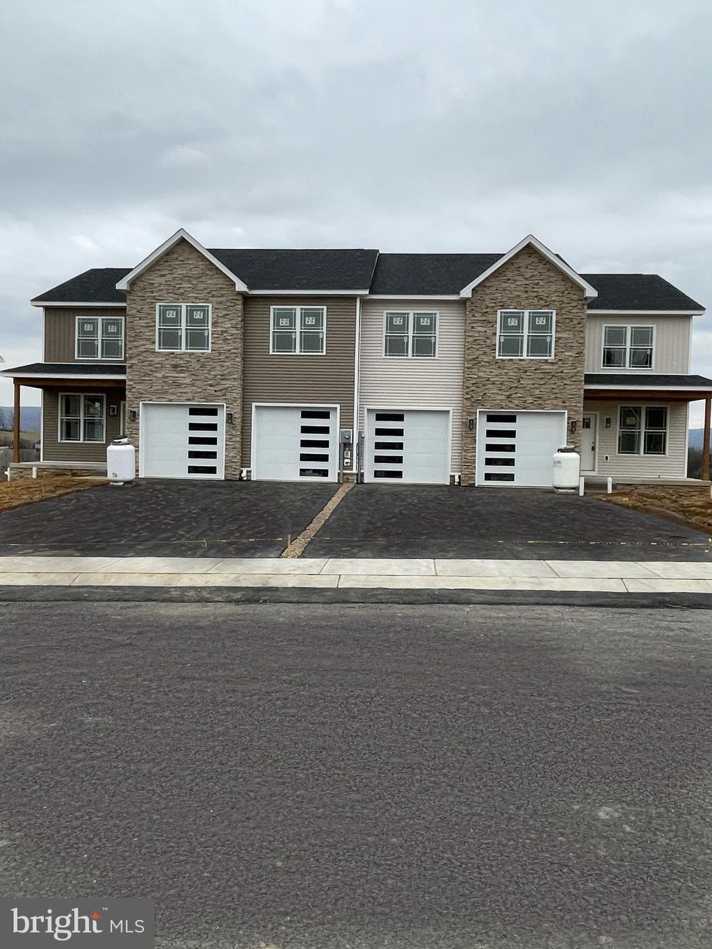 Photo of 11798 Mystic Rock Ln Ln S, WAYNESBORO, PA 17268 (MLS # PAFL2026870)
