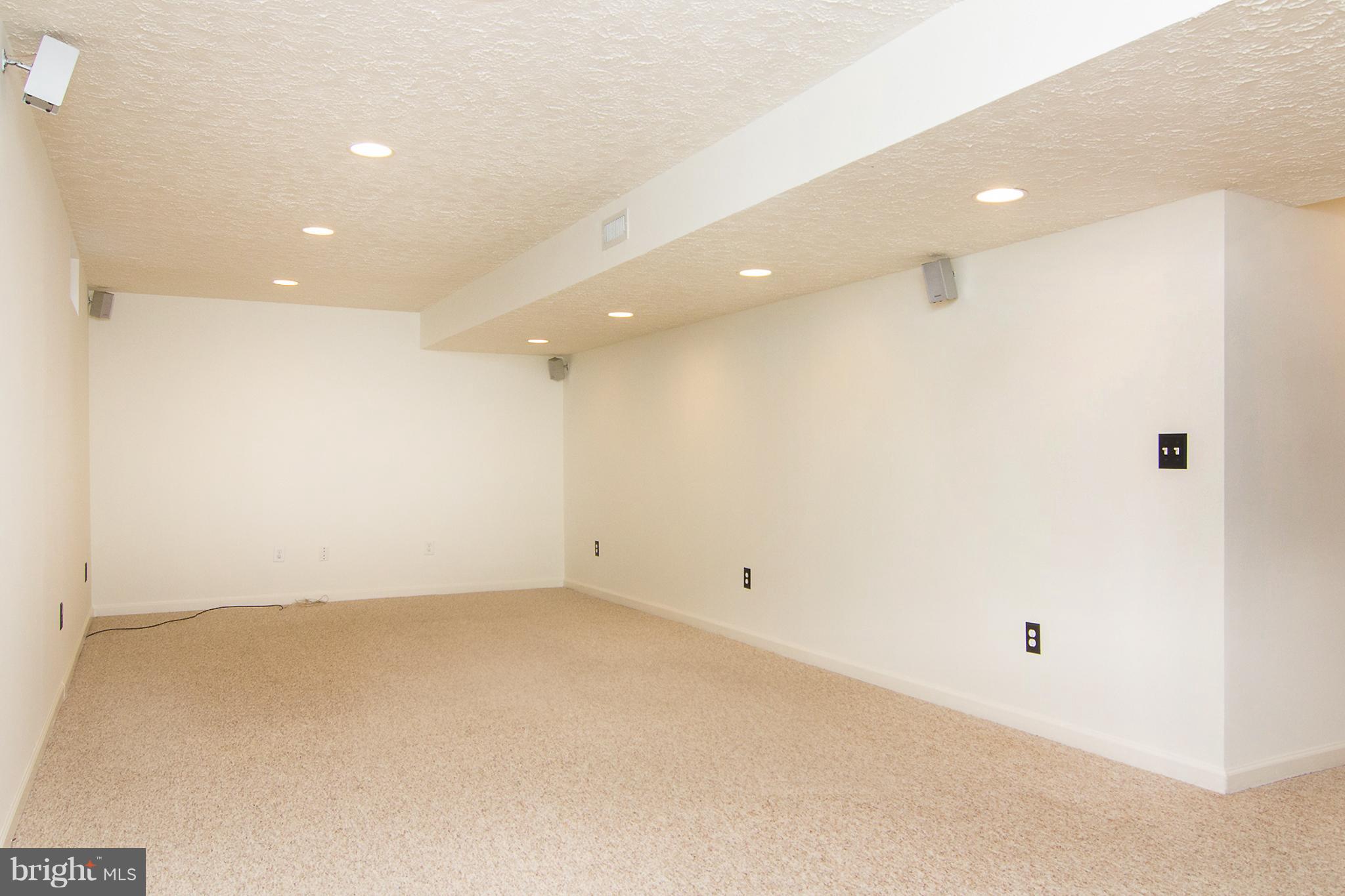 MANCHESTER FARMS - Residential