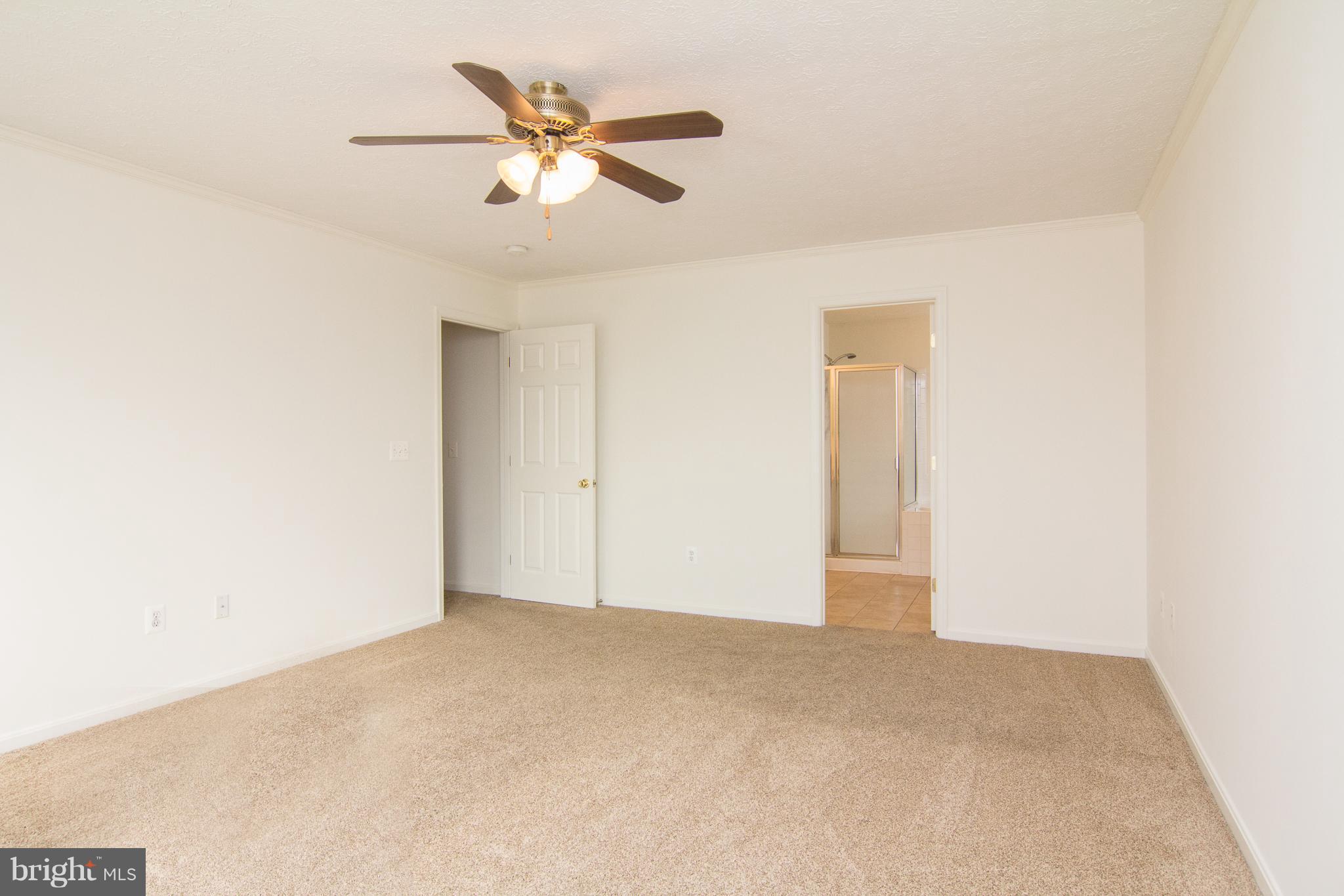 MANCHESTER FARMS - Residential