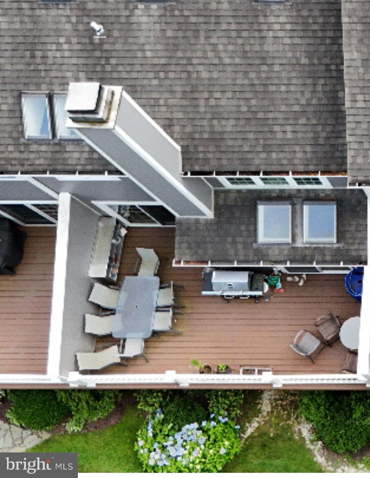 410 W VILLAGE LANE