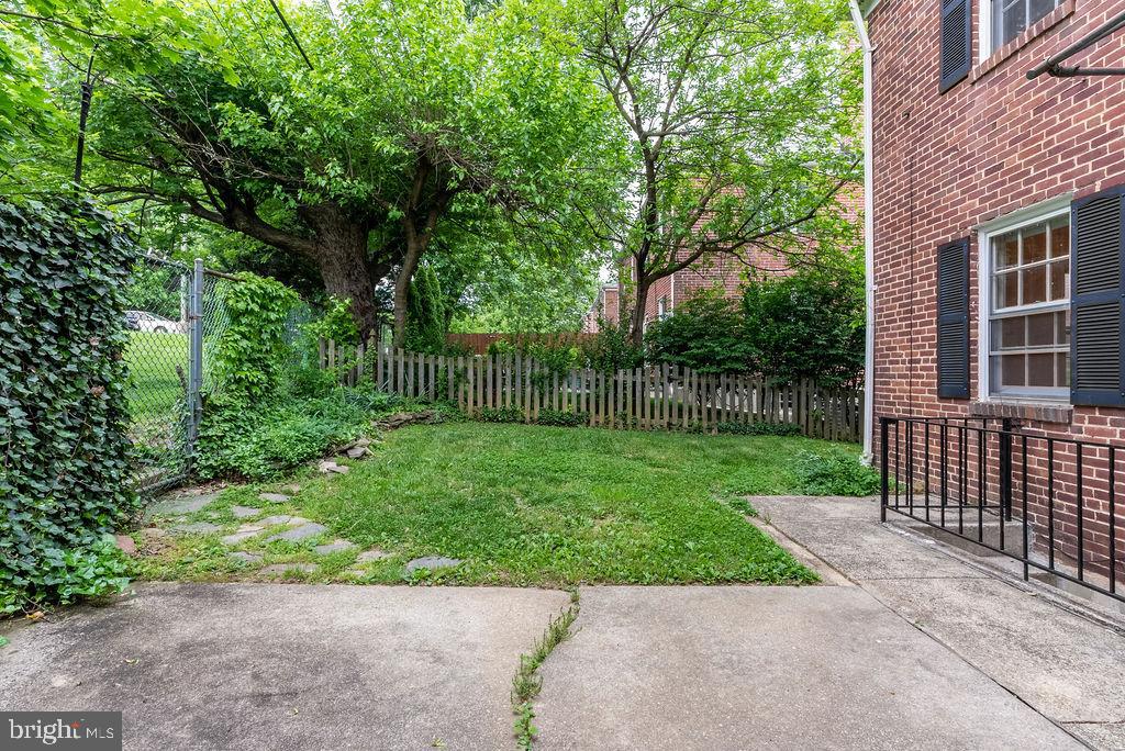 RODGERS FORGE - Residential Lease