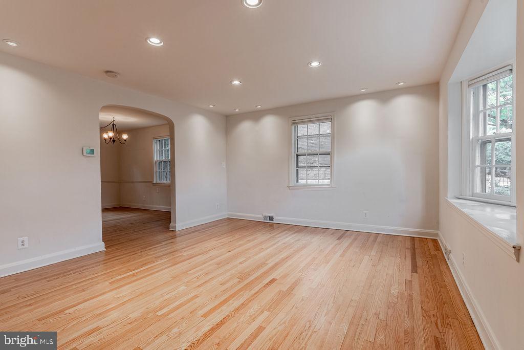 RODGERS FORGE - Residential Lease