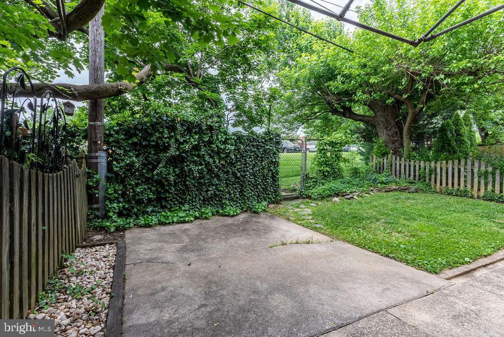 RODGERS FORGE - Residential Lease