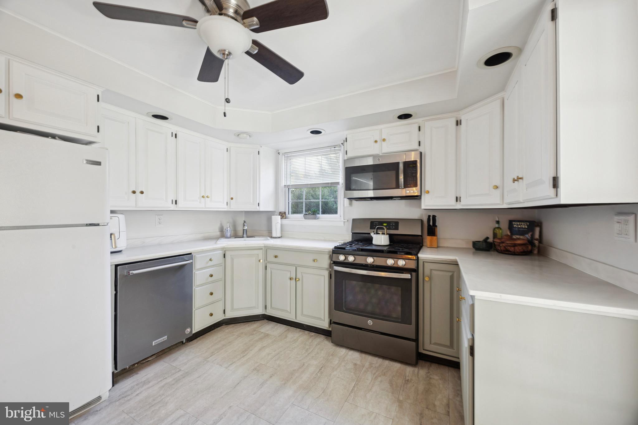 DUTTON MILL - Residential