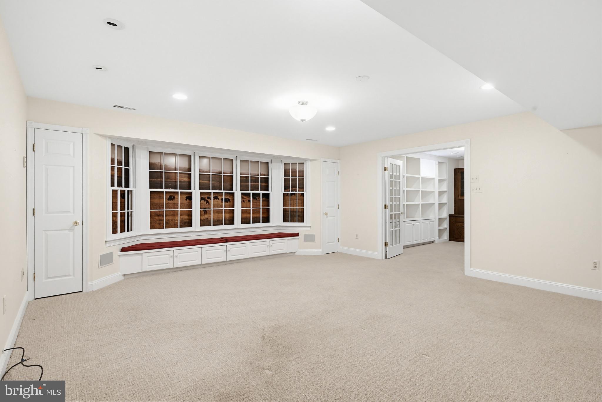 HIGHLAND - Residential