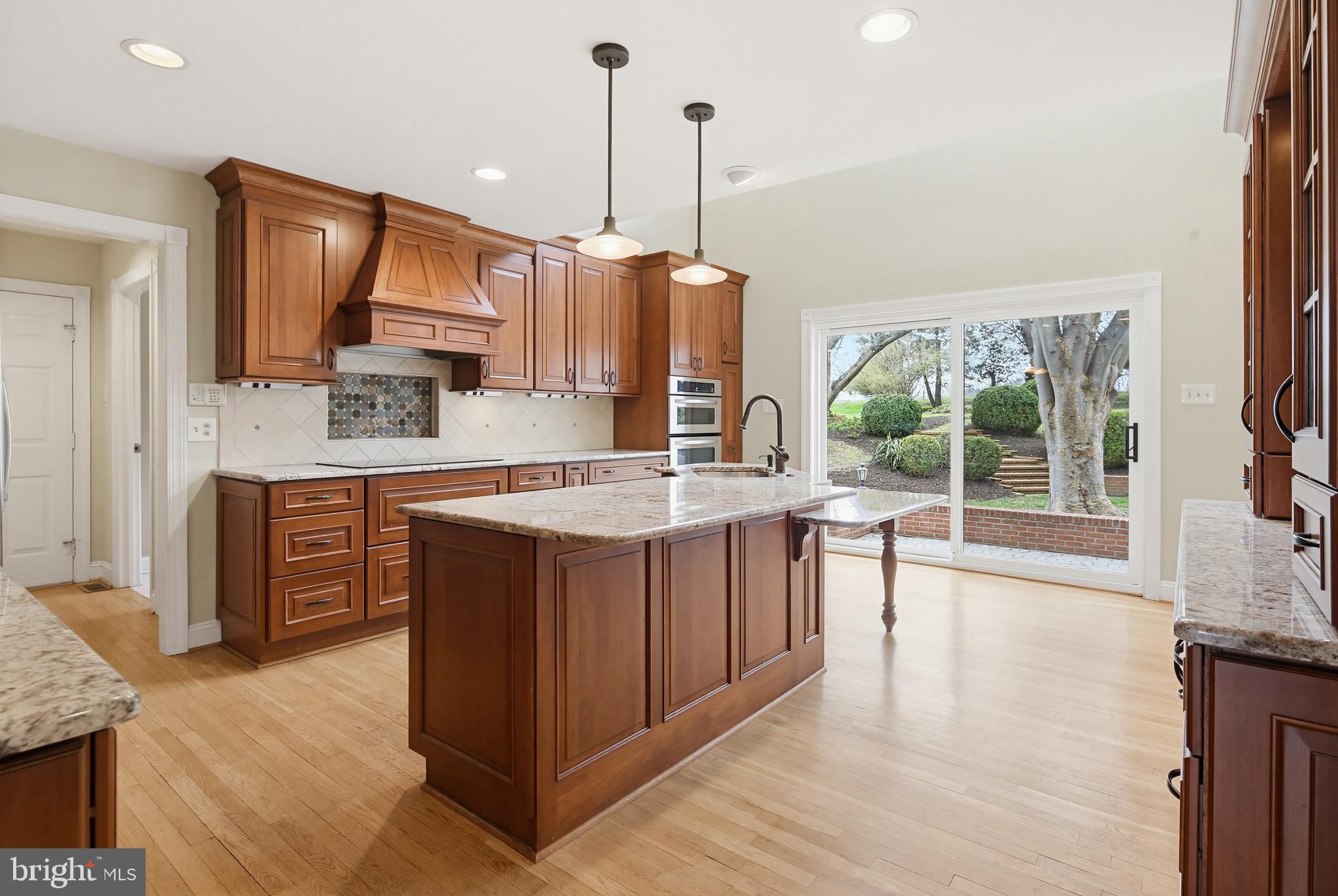 HIGHLAND - Residential