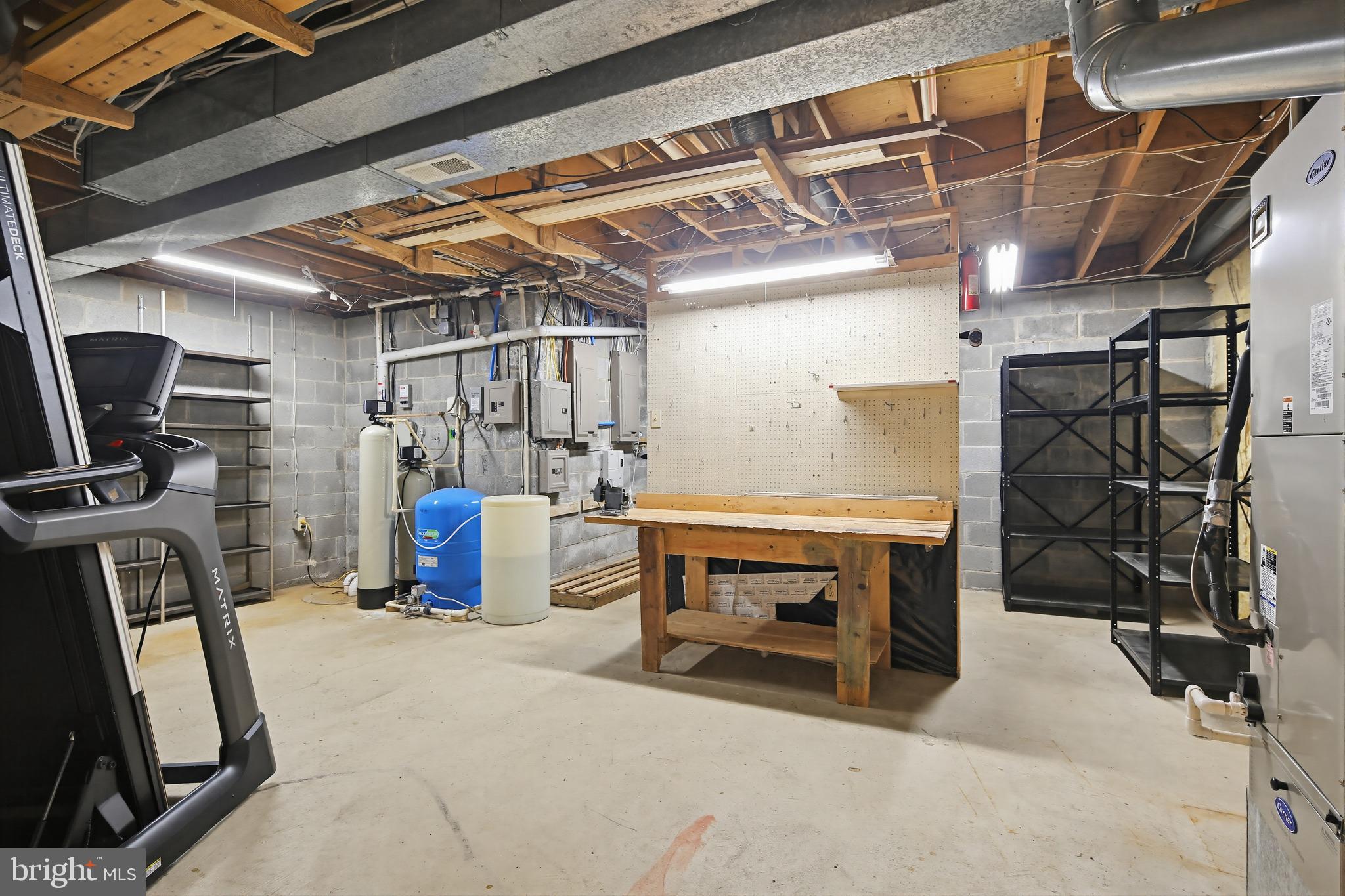 HIGHLAND - Residential