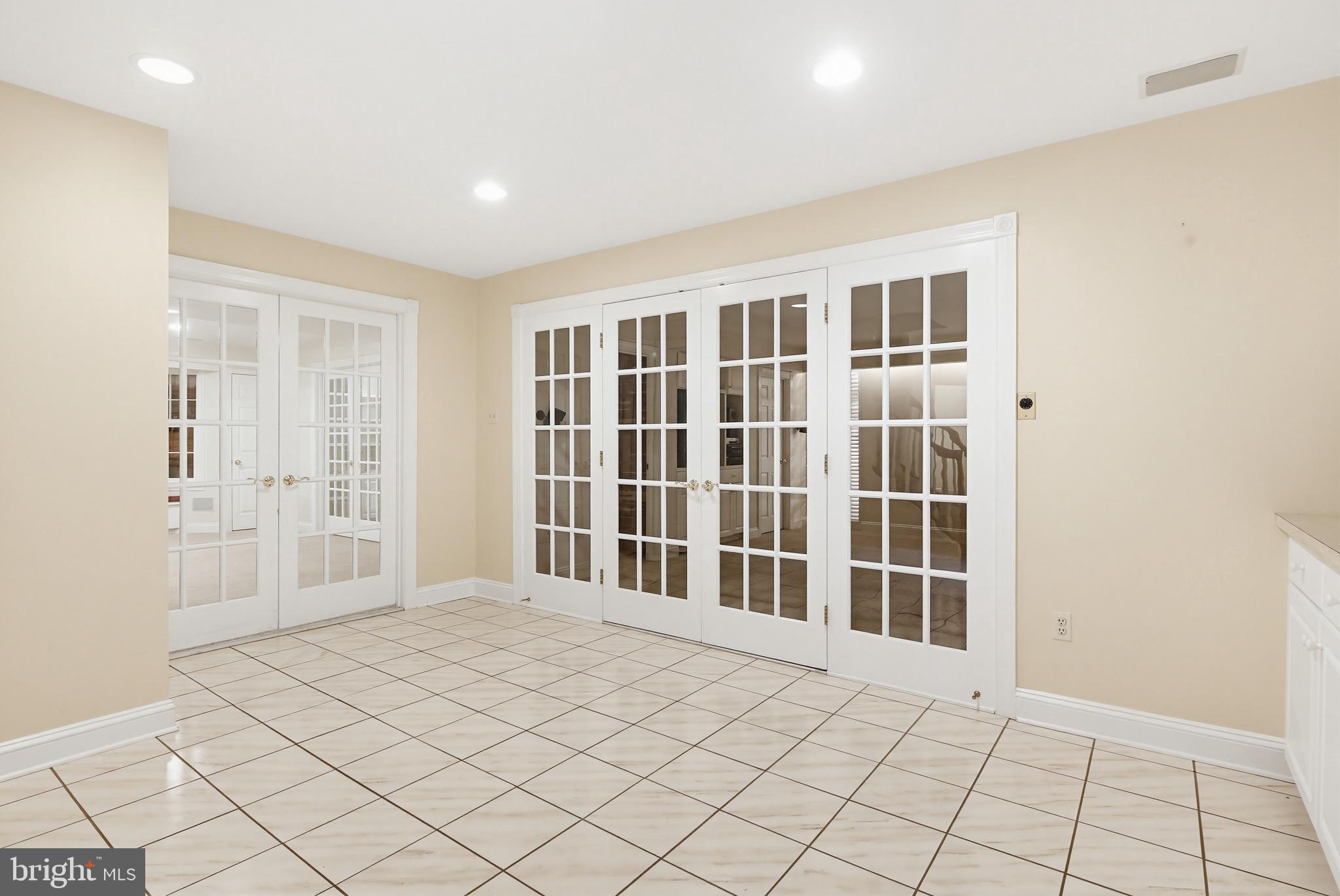 HIGHLAND - Residential