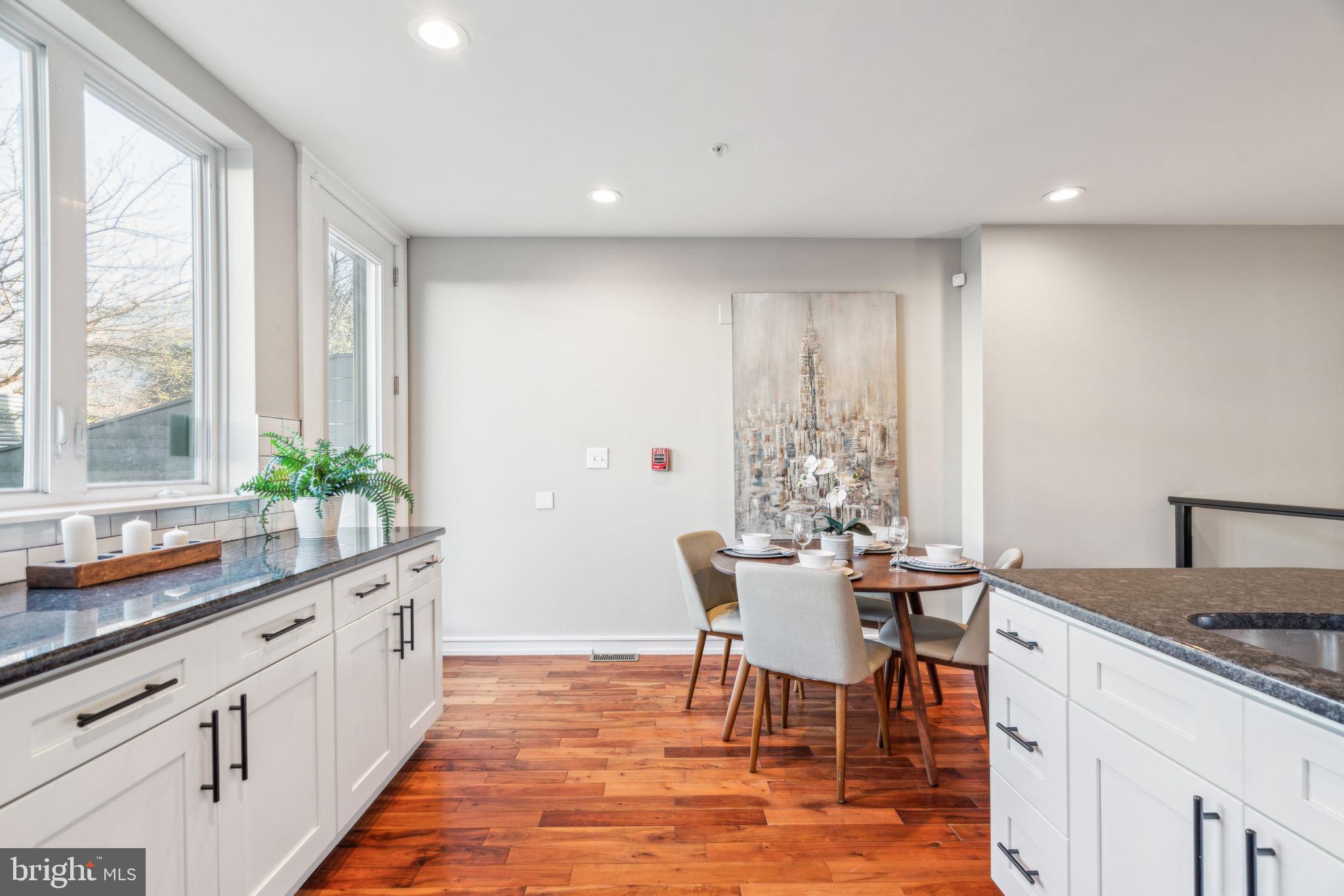 LUDLOW - Residential