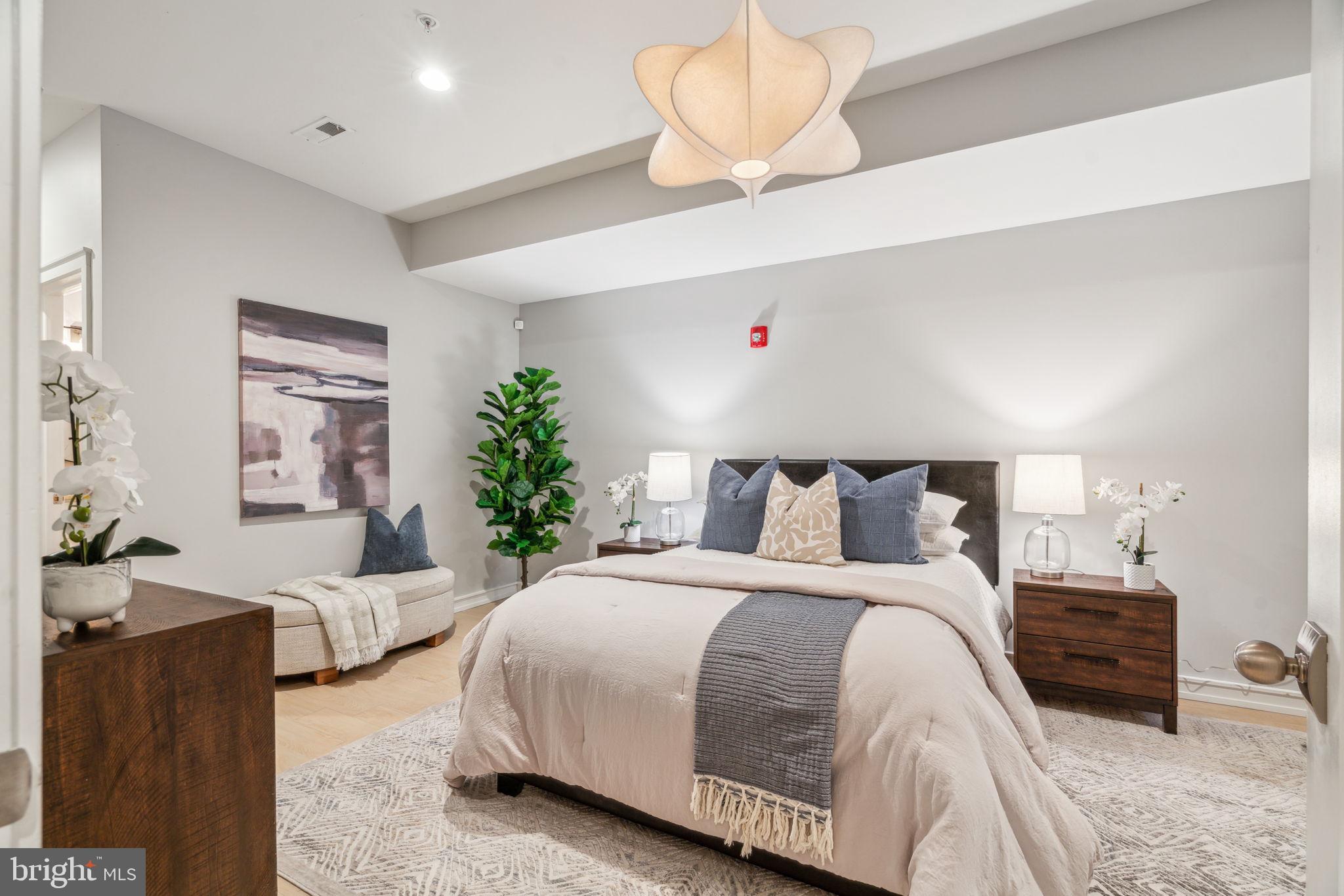 LUDLOW - Residential