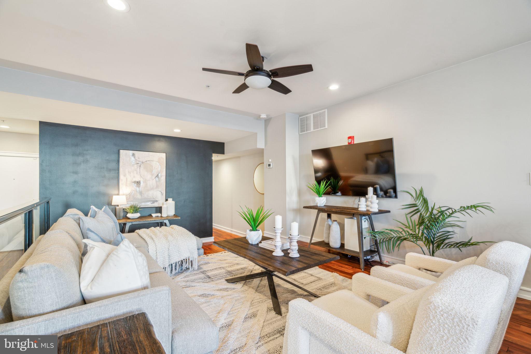 LUDLOW - Residential