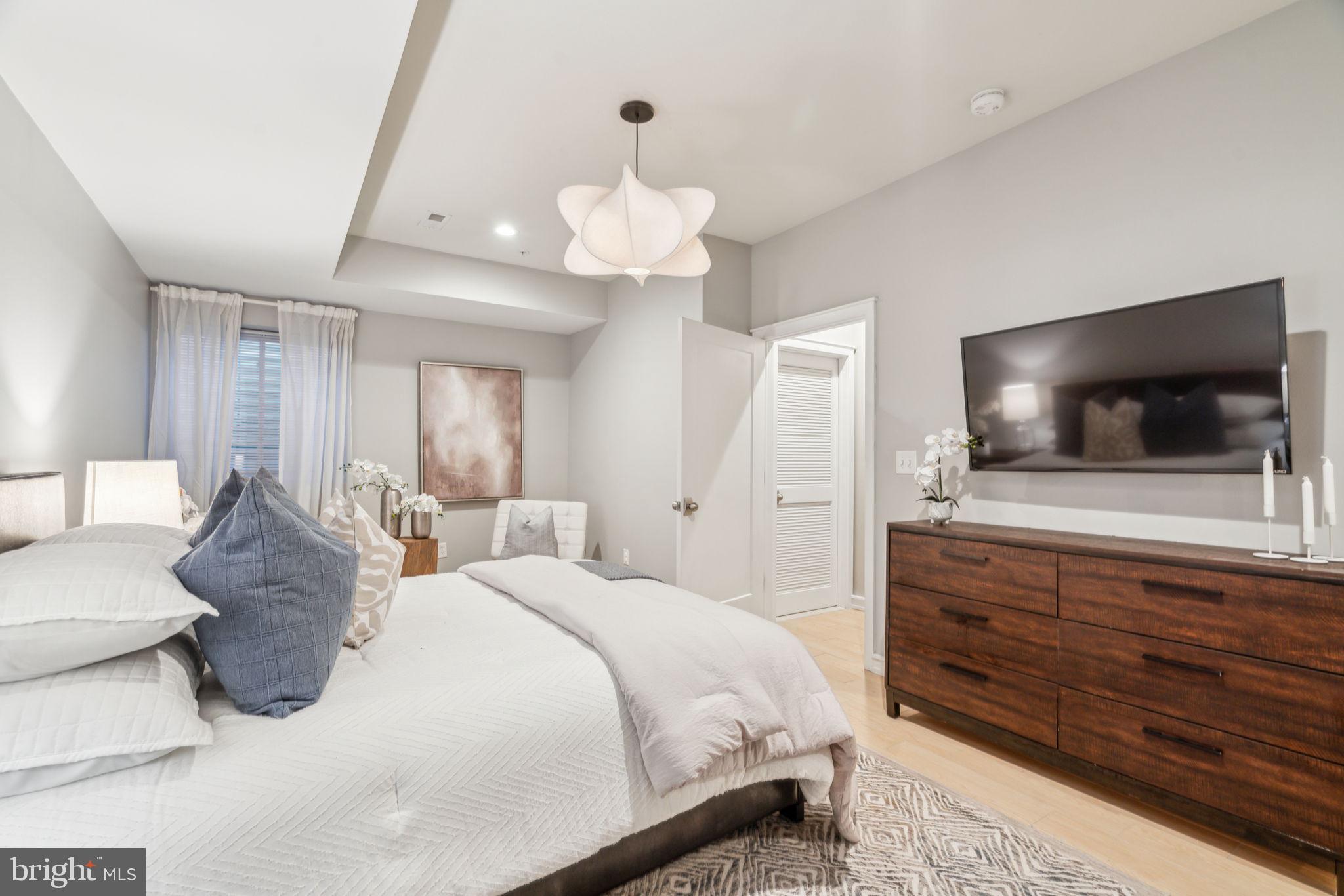 LUDLOW - Residential