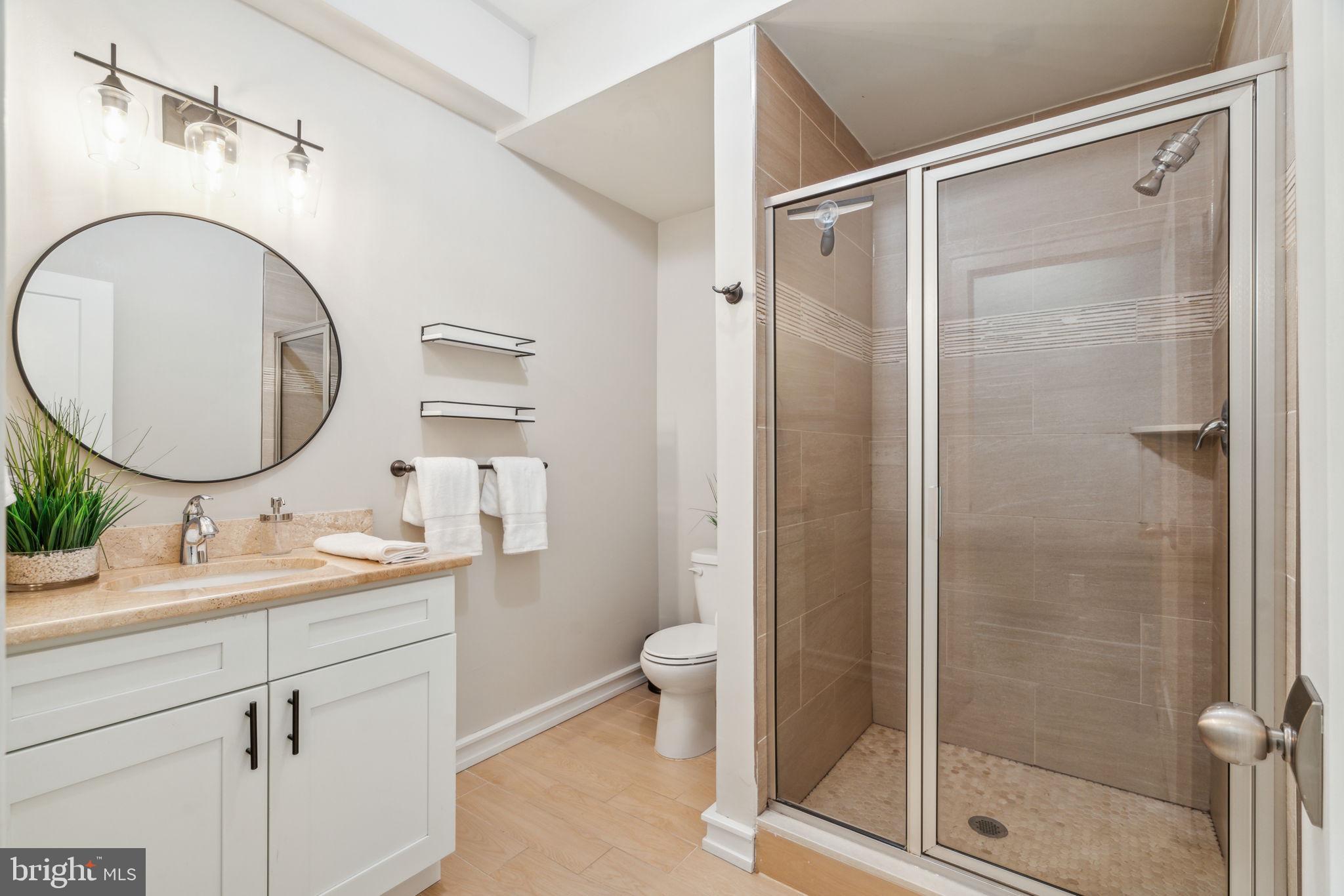 LUDLOW - Residential