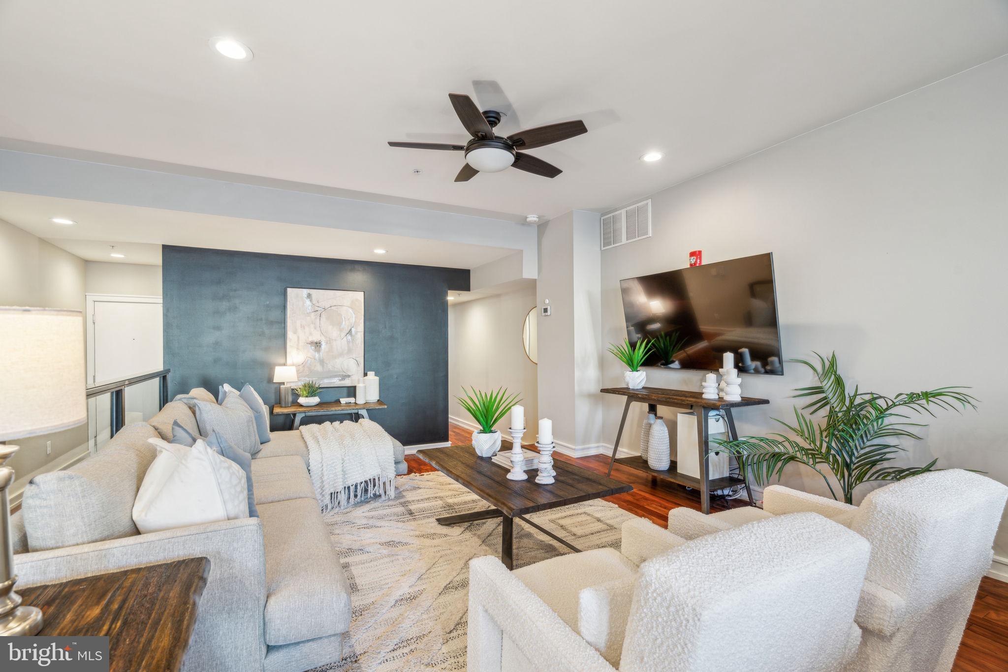 LUDLOW - Residential