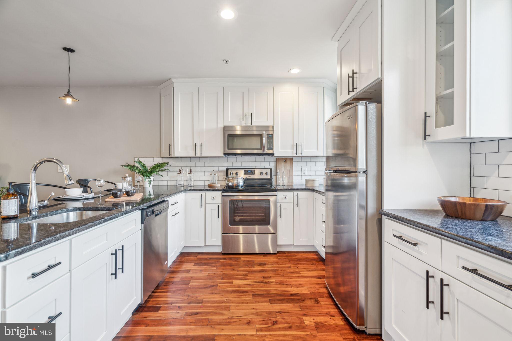 LUDLOW - Residential