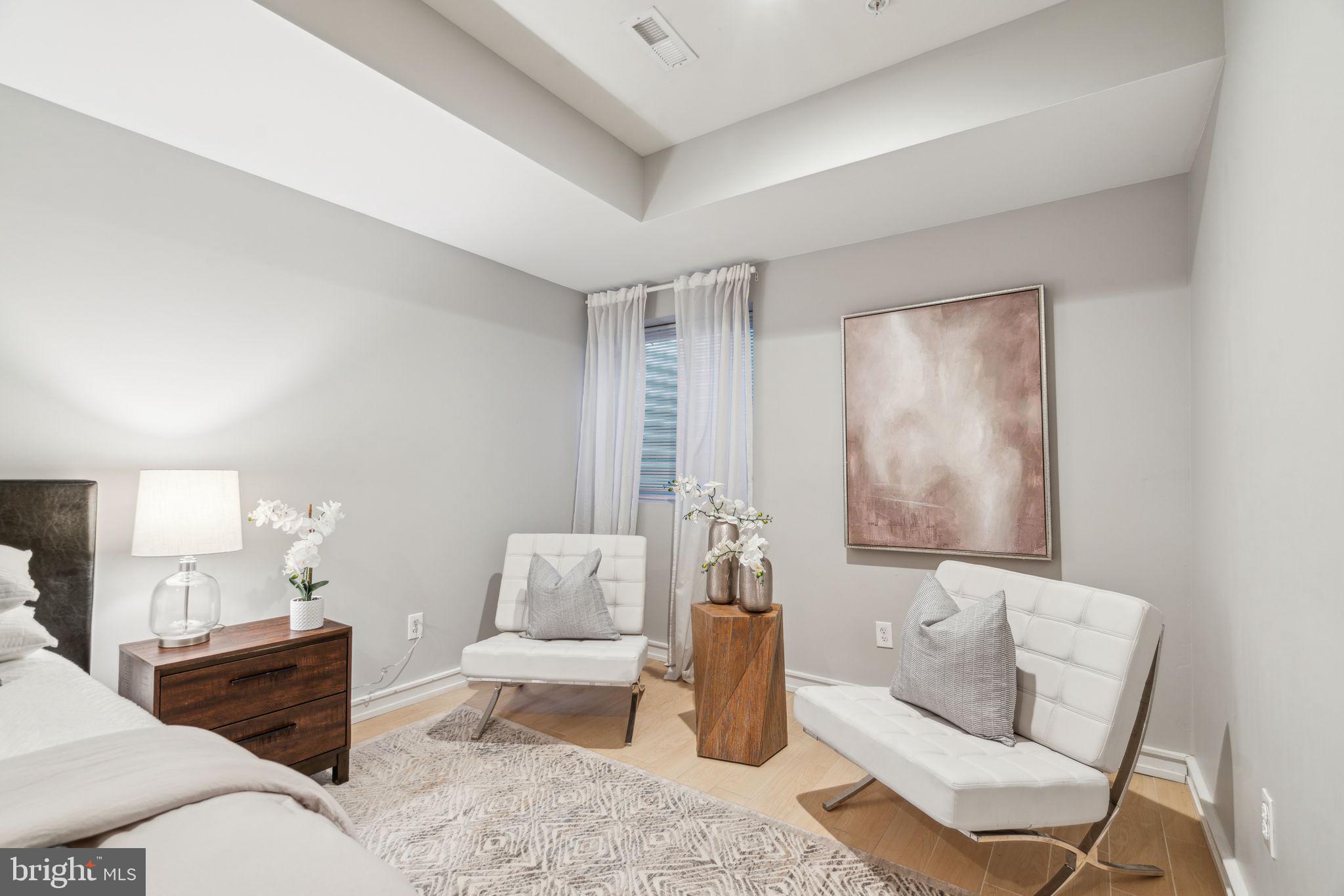 LUDLOW - Residential