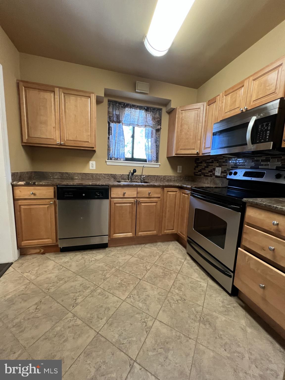 UPPER PARK HEIGHTS - Residential Lease