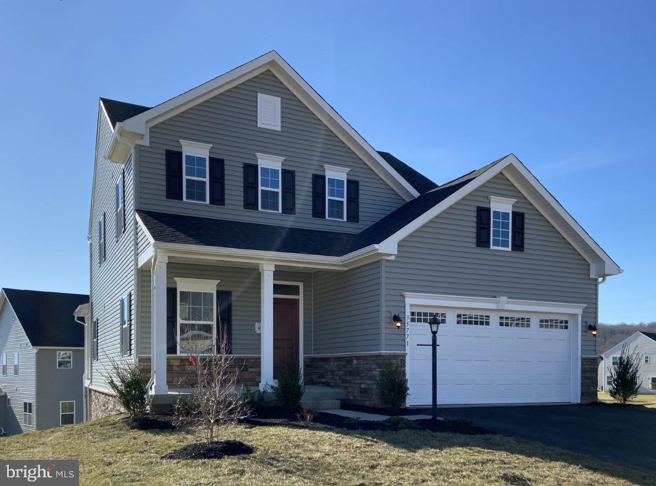 BRENTWOOD SPRINGS - Residential