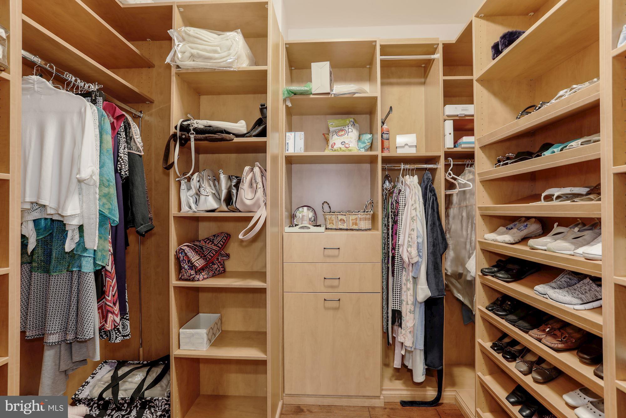 OCCOQUAN OVERLOOK - Residential