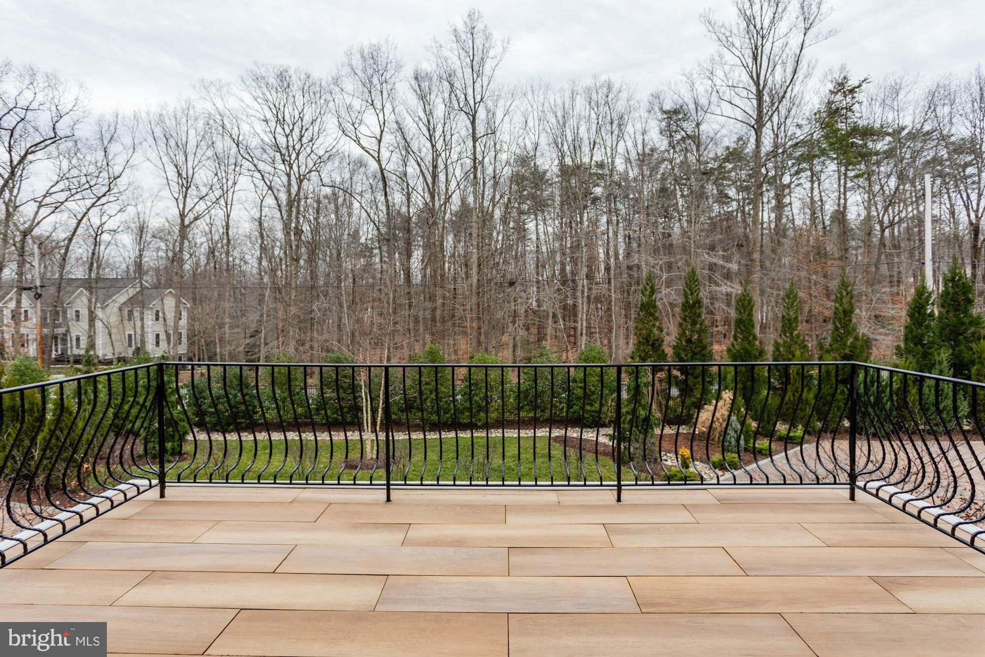 OCCOQUAN OVERLOOK - Residential