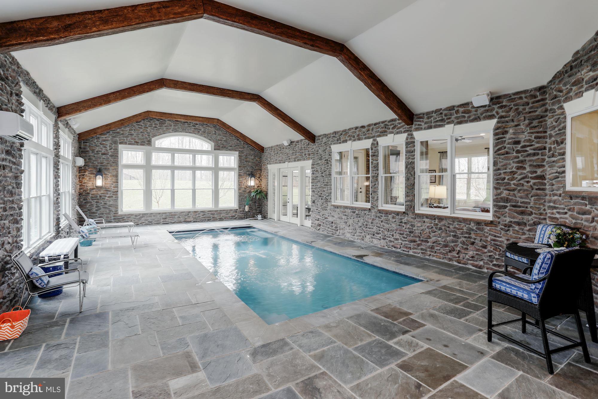 OCCOQUAN OVERLOOK - Residential