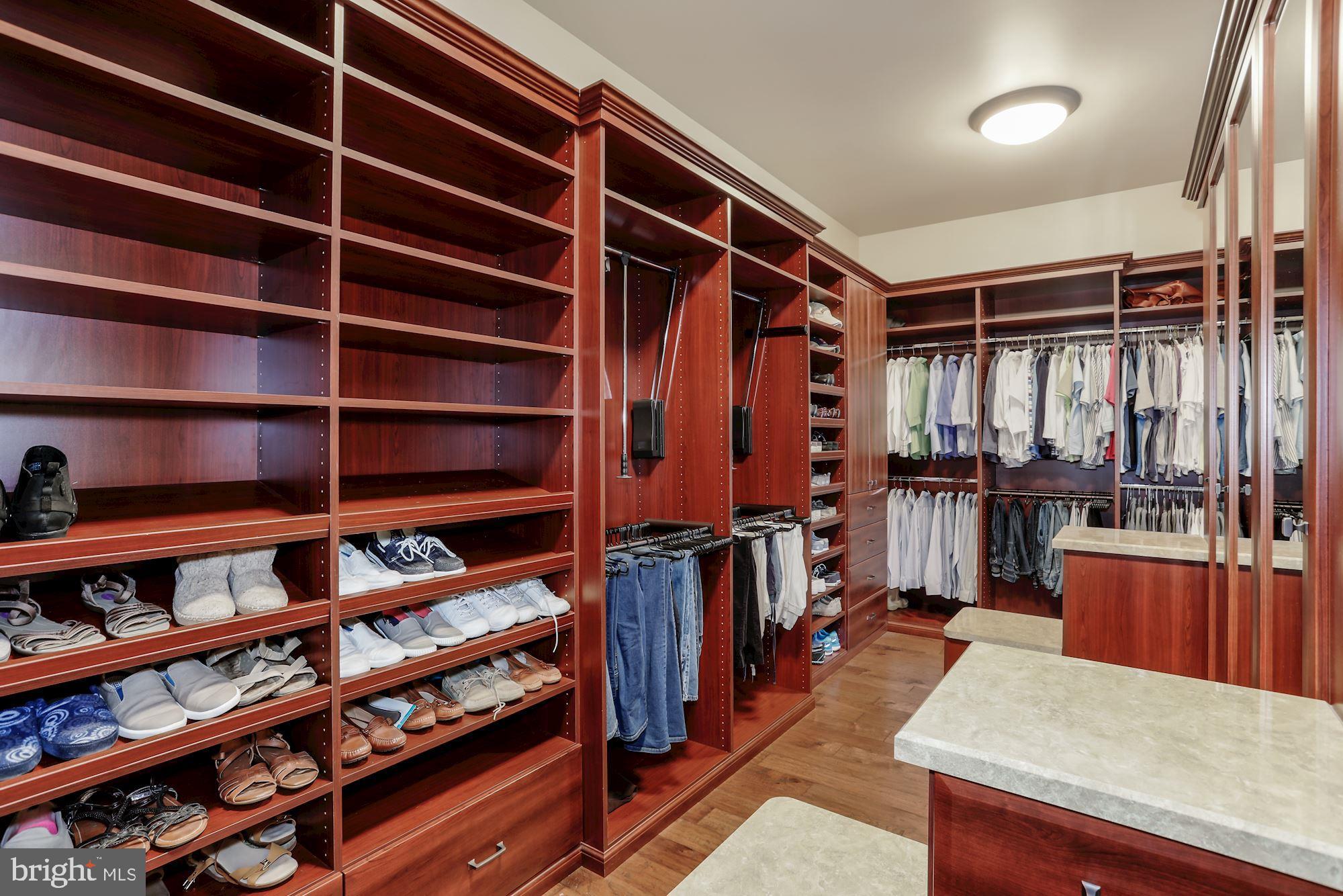 OCCOQUAN OVERLOOK - Residential