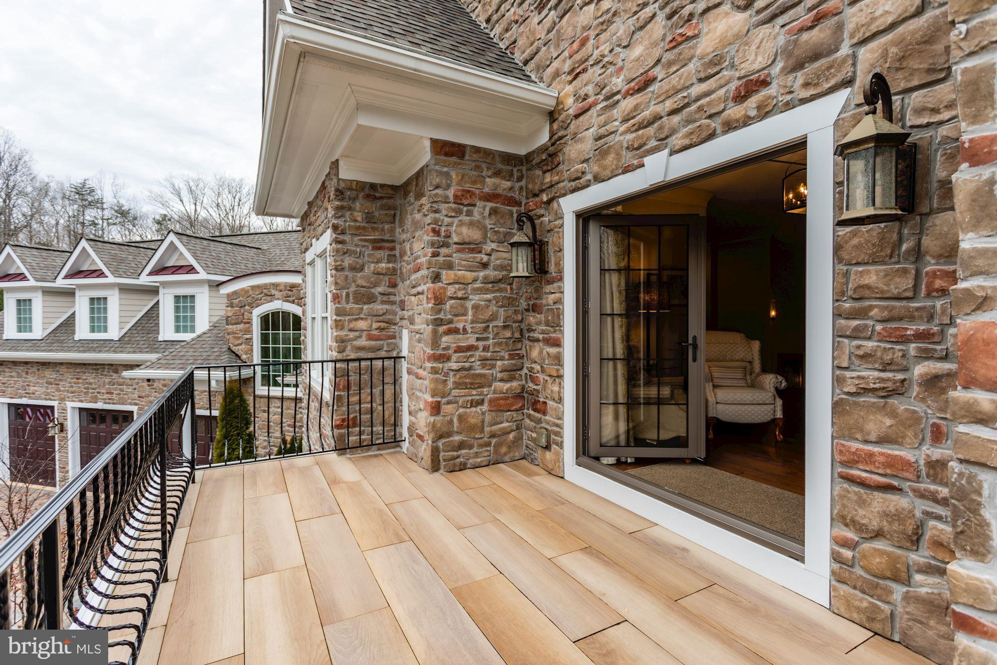 OCCOQUAN OVERLOOK - Residential