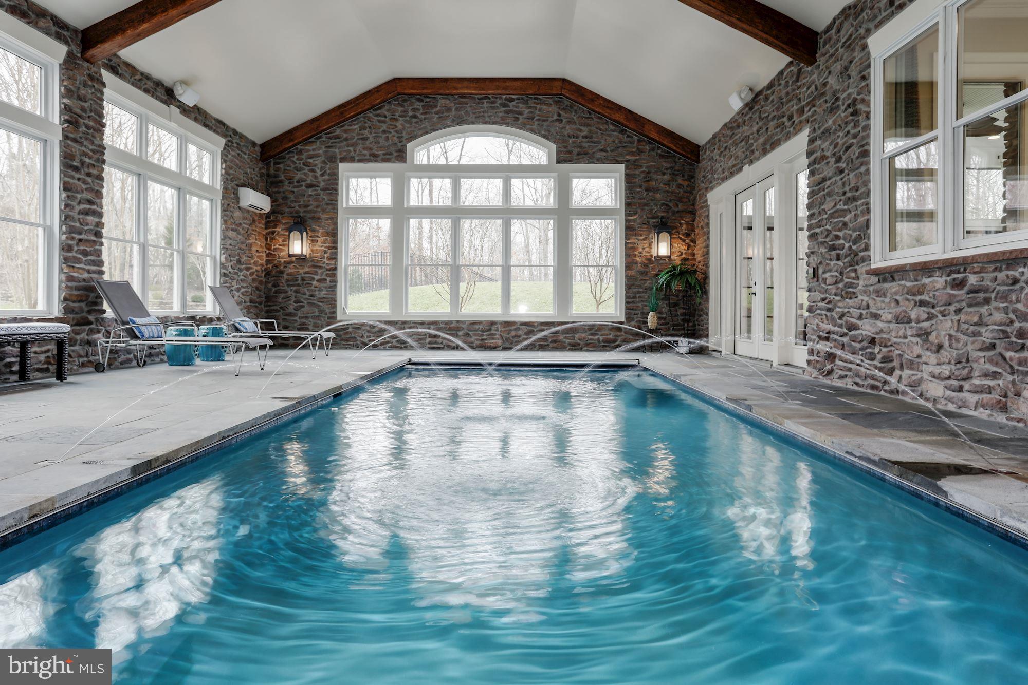 OCCOQUAN OVERLOOK - Residential