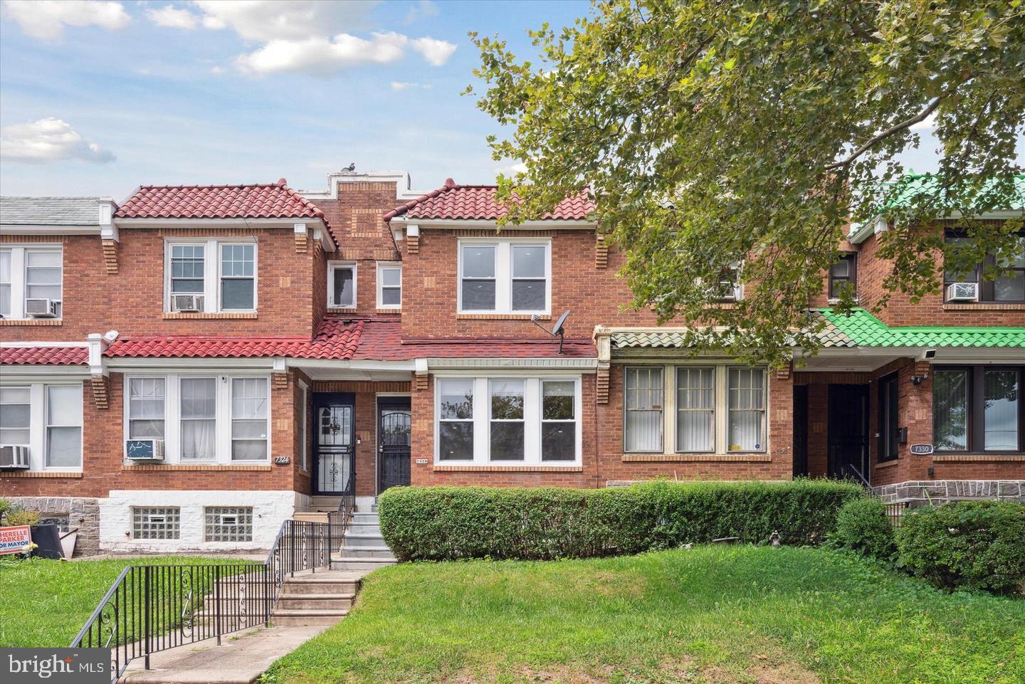 WEST OAK LANE - Residential