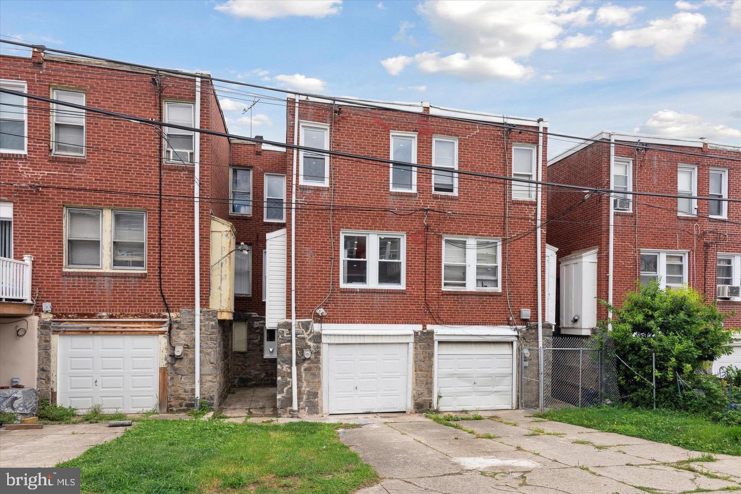 WEST OAK LANE - Residential
