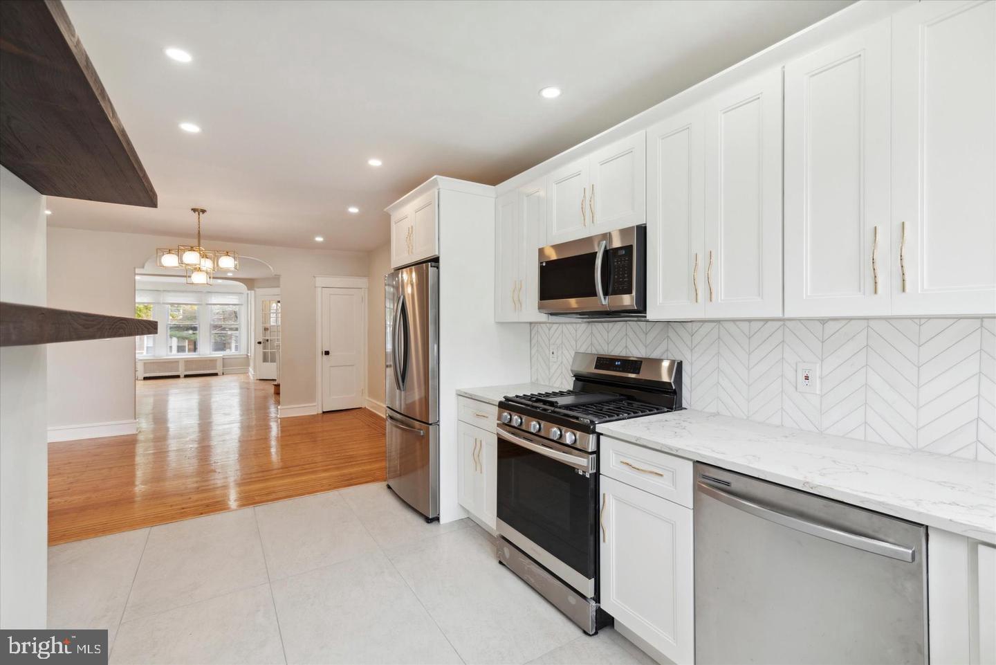 WEST OAK LANE - Residential