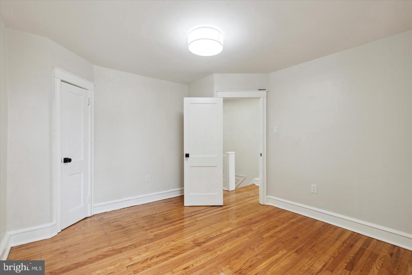 WEST OAK LANE - Residential