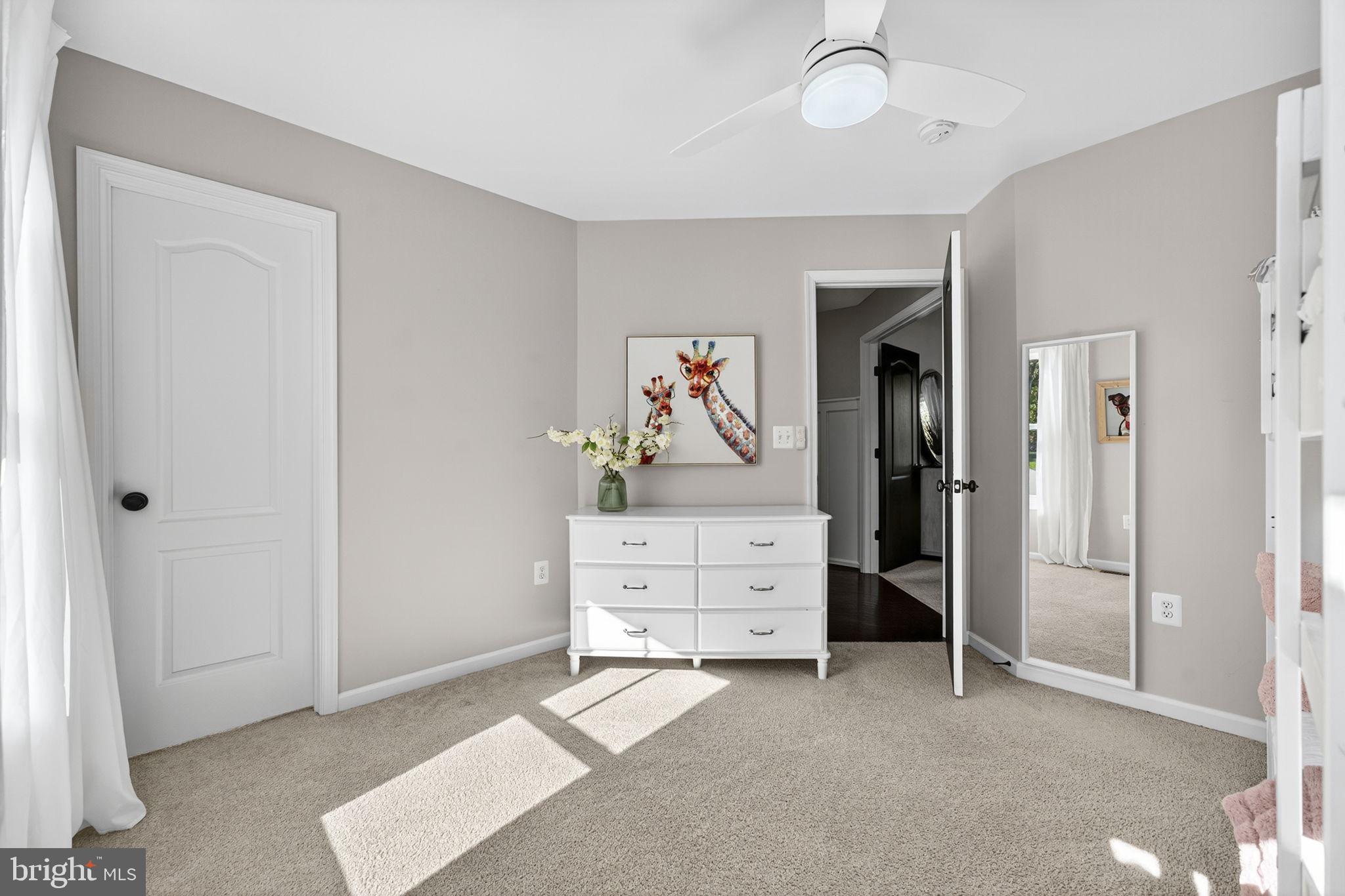 AMBER OAKS - Residential