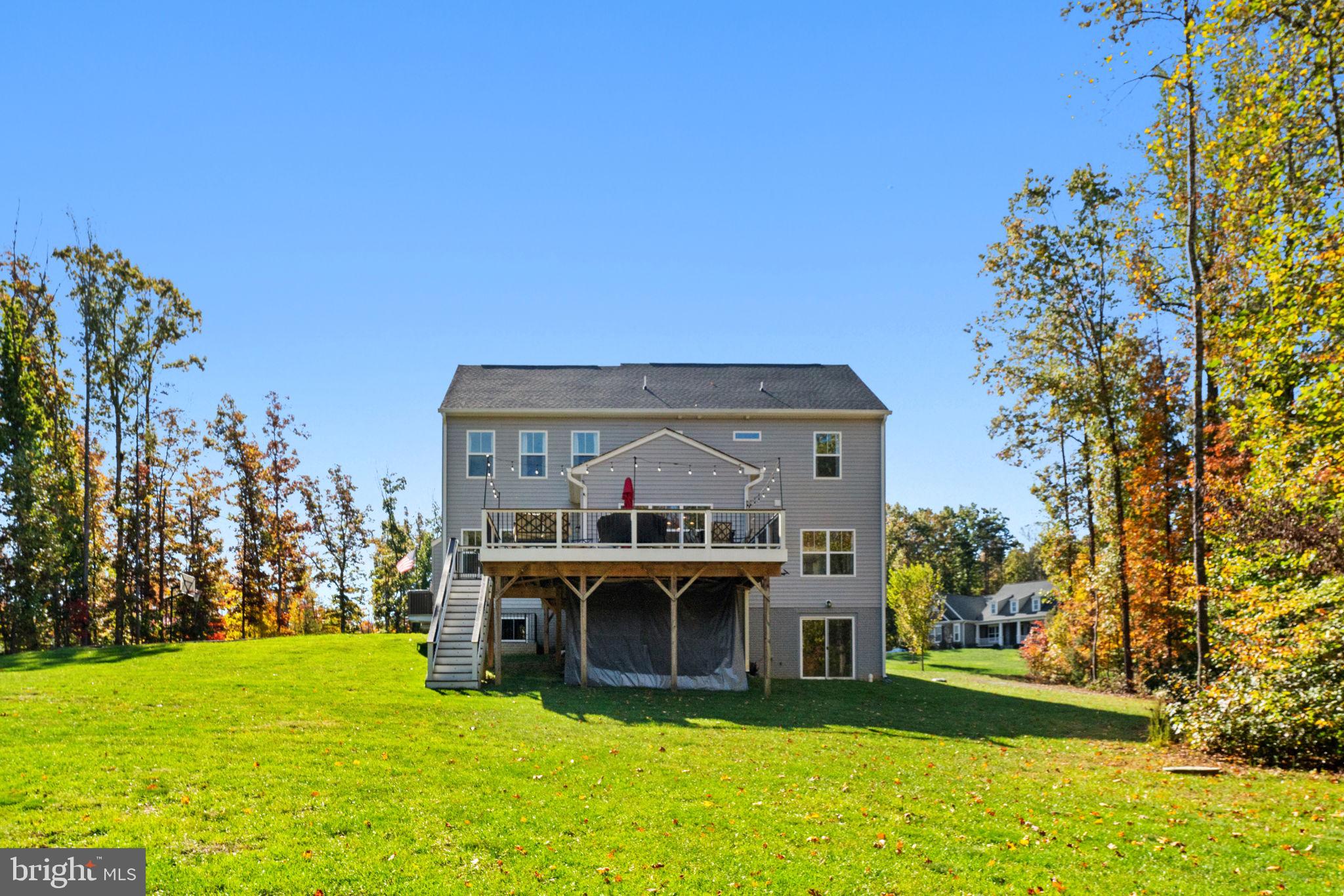 AMBER OAKS - Residential