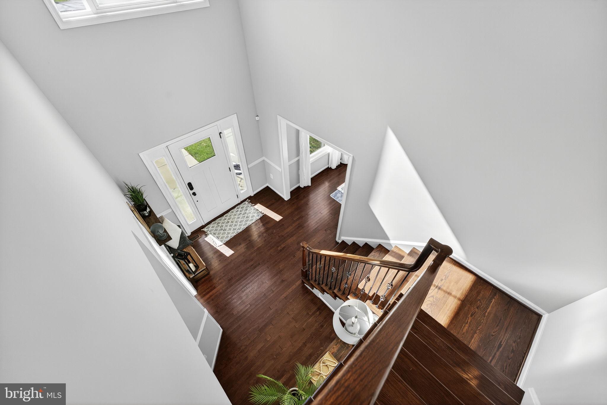 AMBER OAKS - Residential