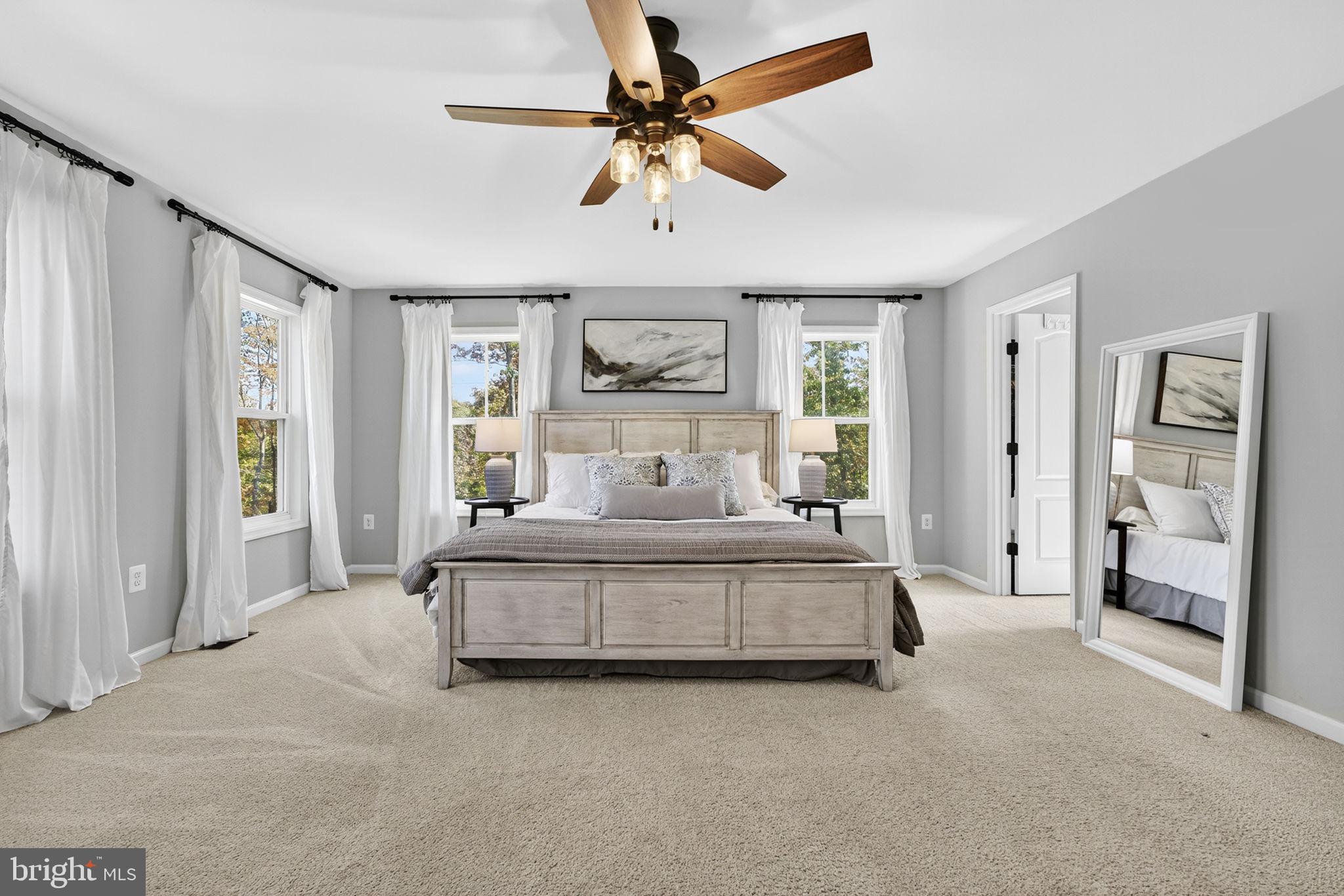 AMBER OAKS - Residential