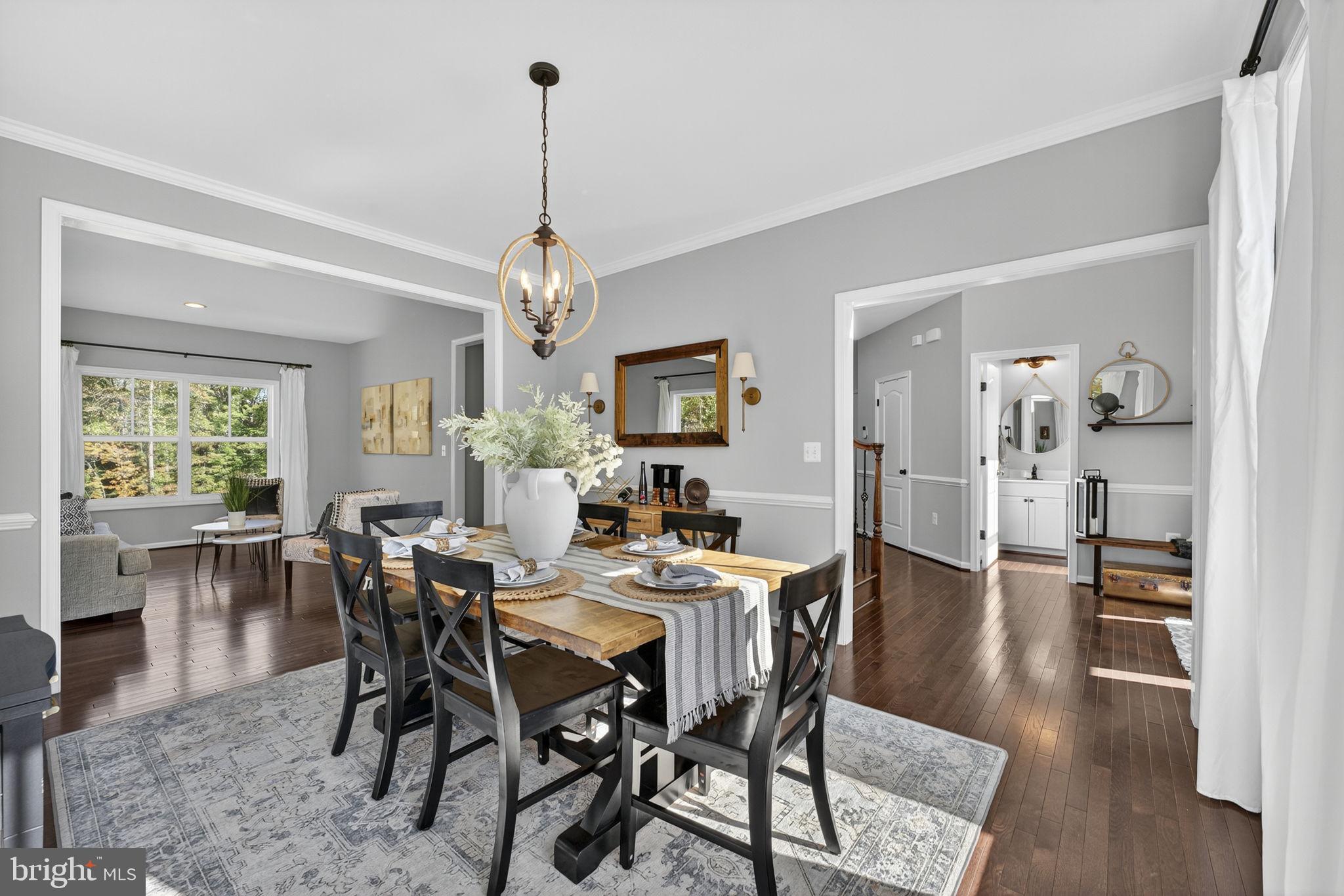 AMBER OAKS - Residential