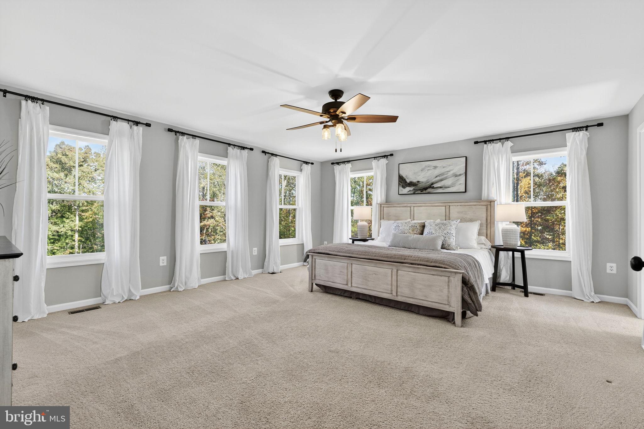 AMBER OAKS - Residential