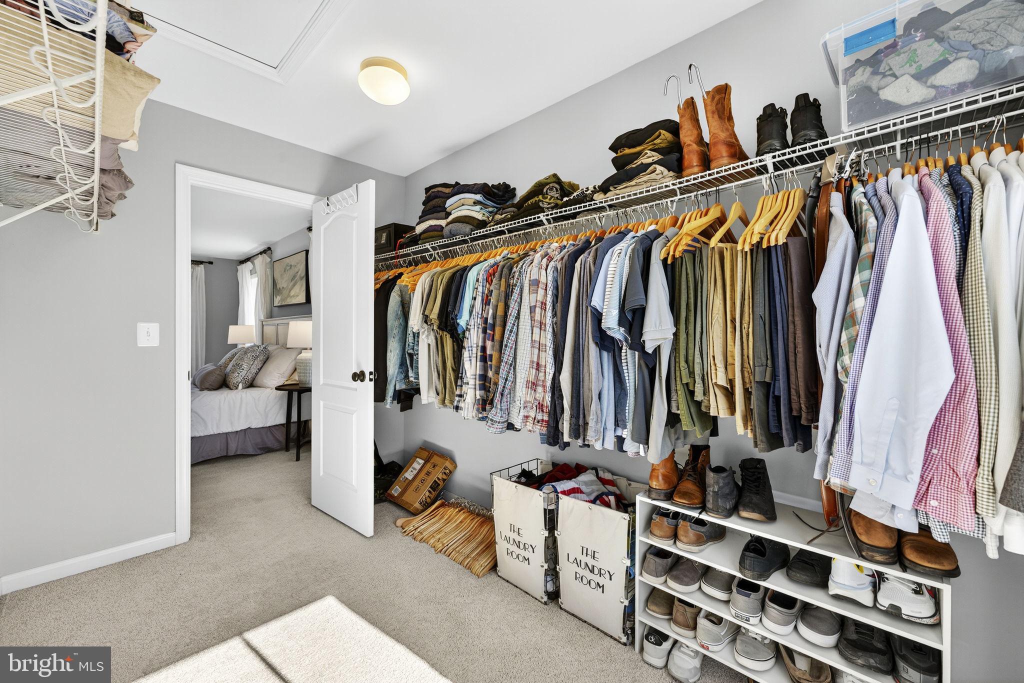 AMBER OAKS - Residential