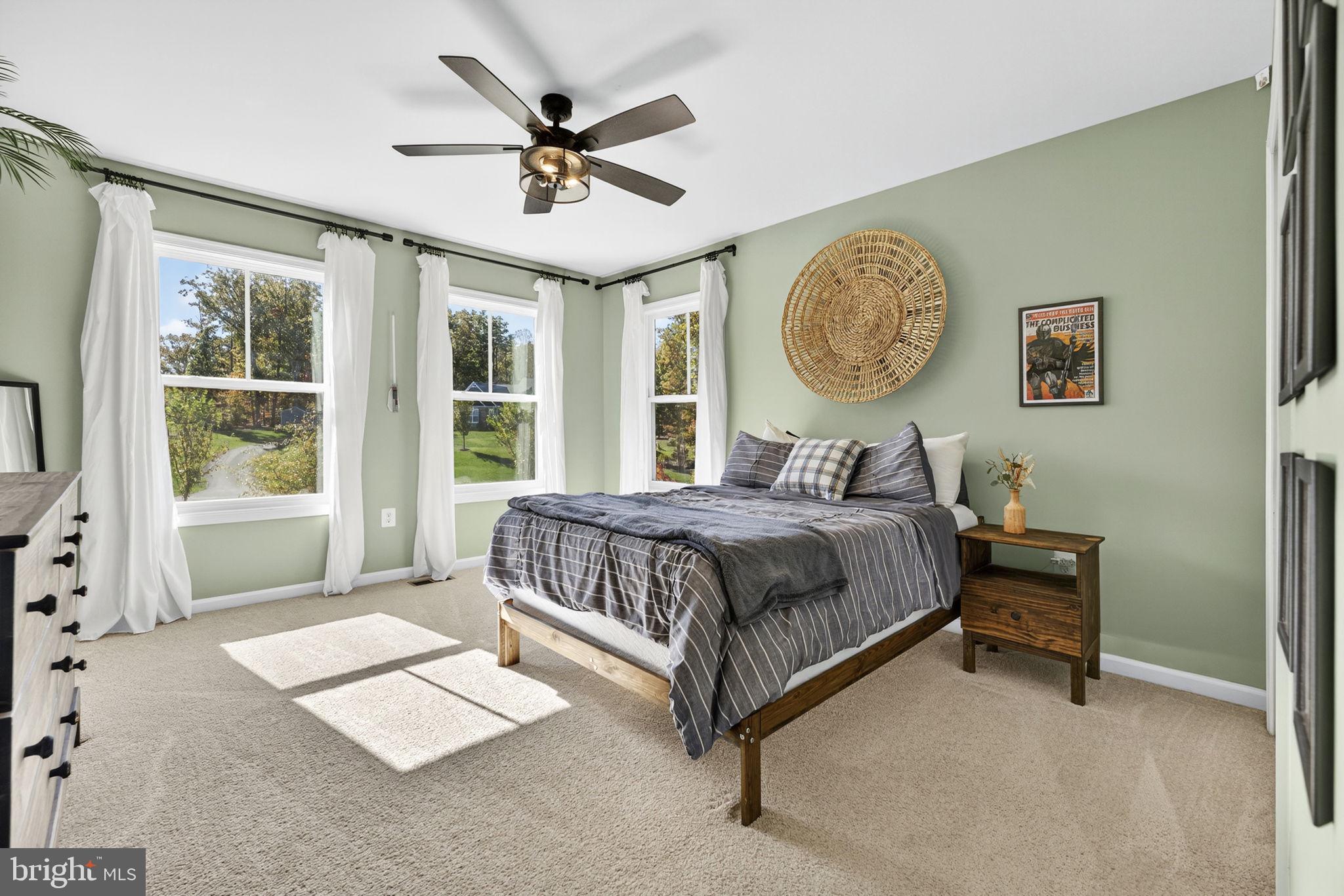 AMBER OAKS - Residential