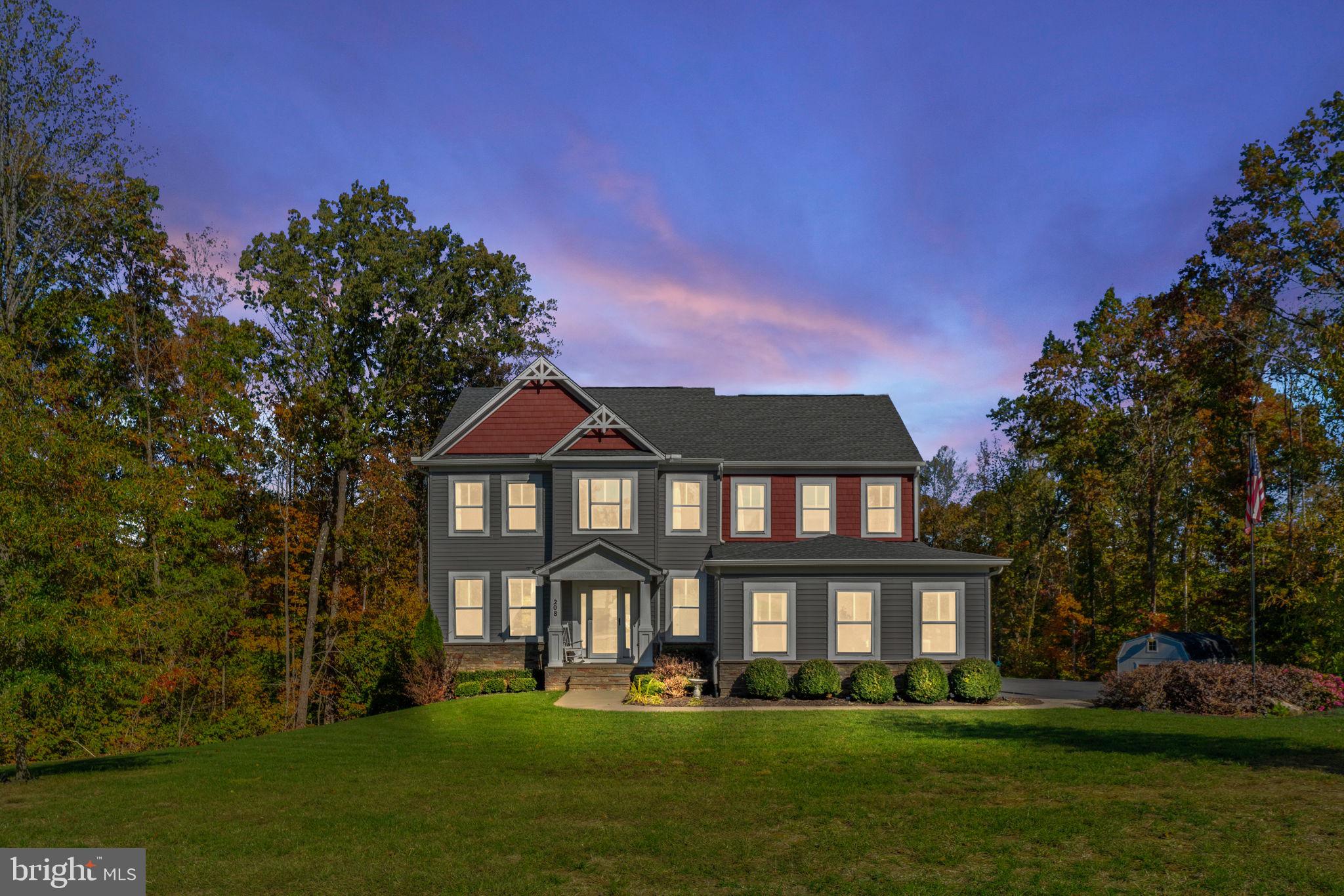 AMBER OAKS - Residential