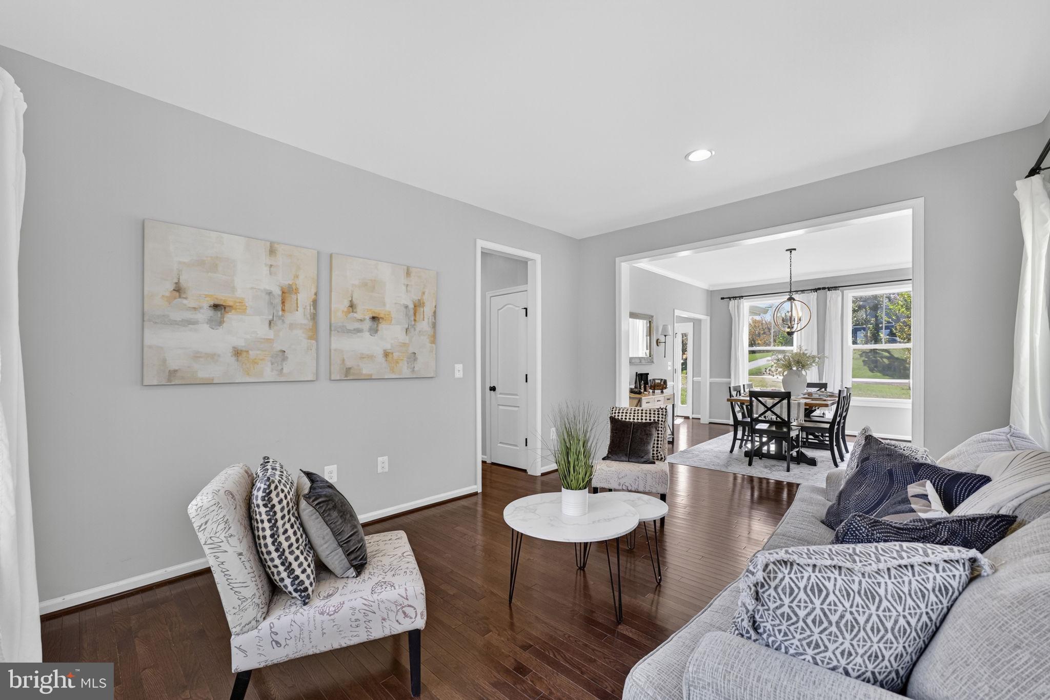 AMBER OAKS - Residential