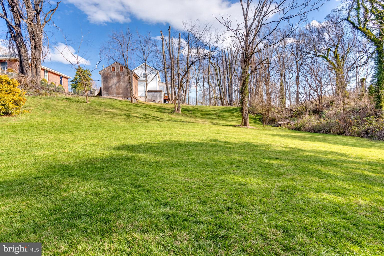 EAST VIEW - Residential