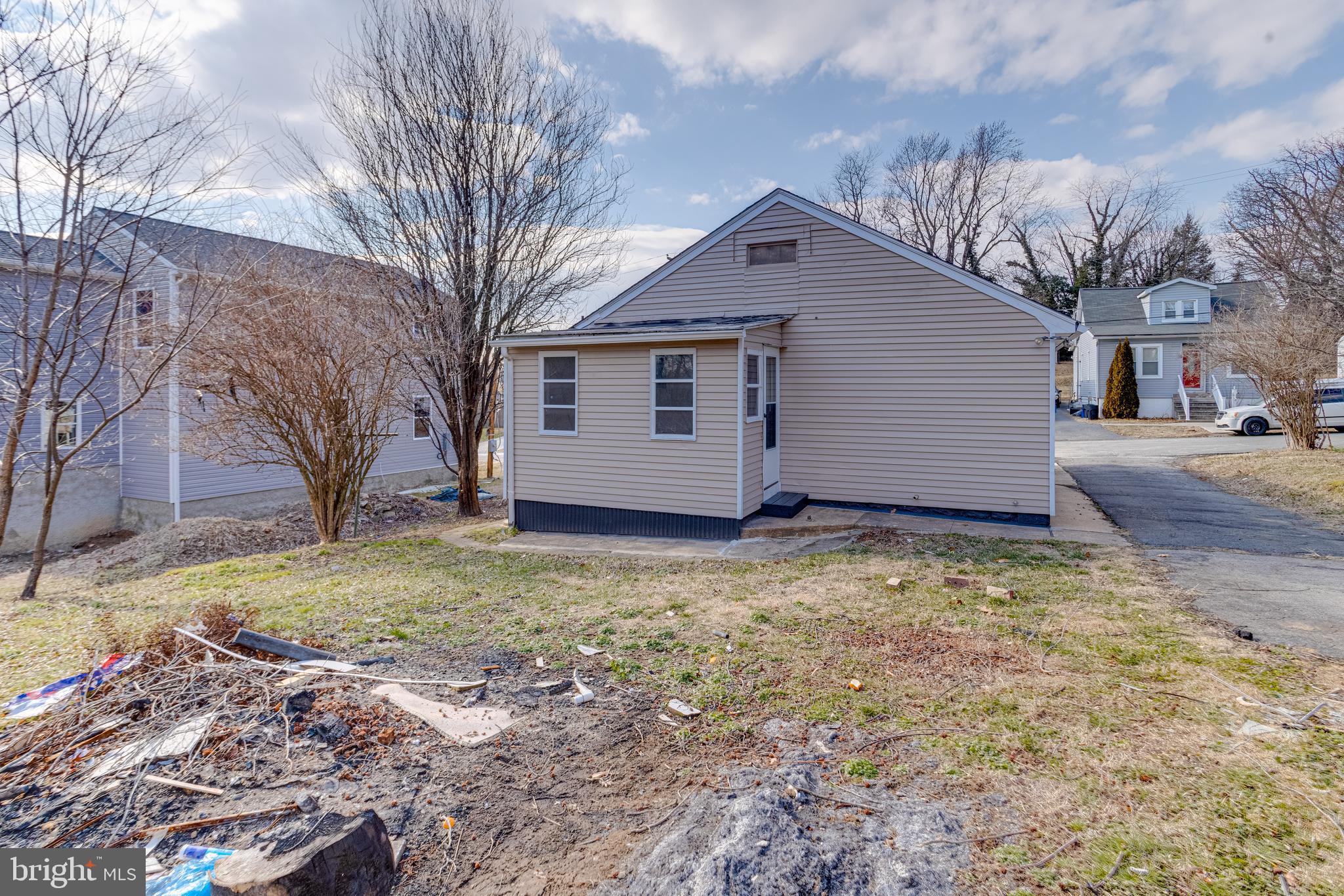 EAST VIEW - Residential