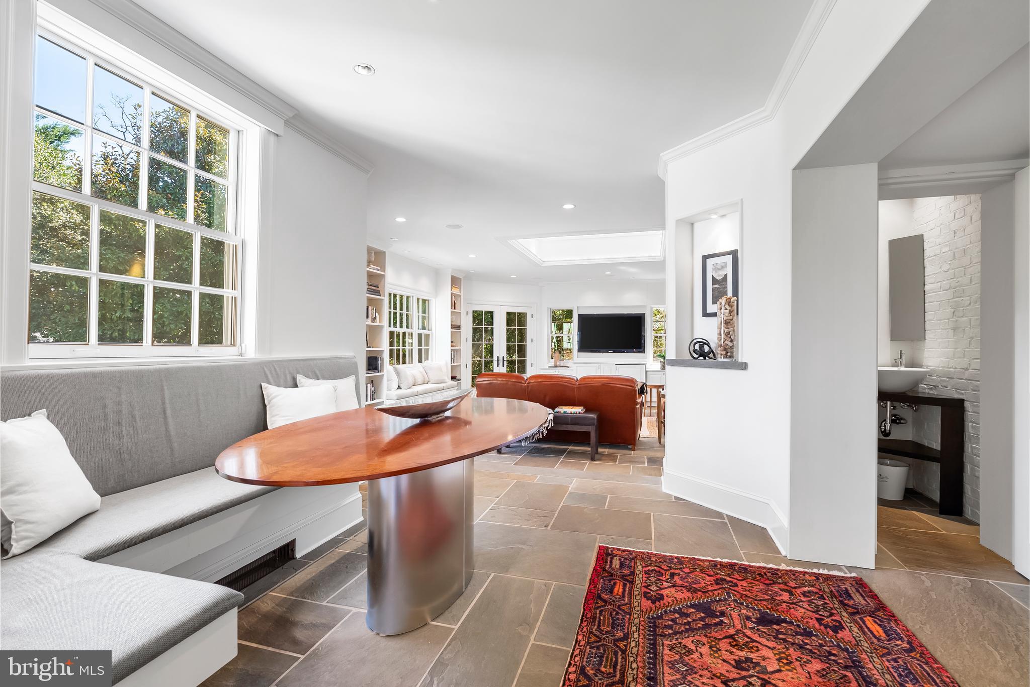 GUILFORD - Residential