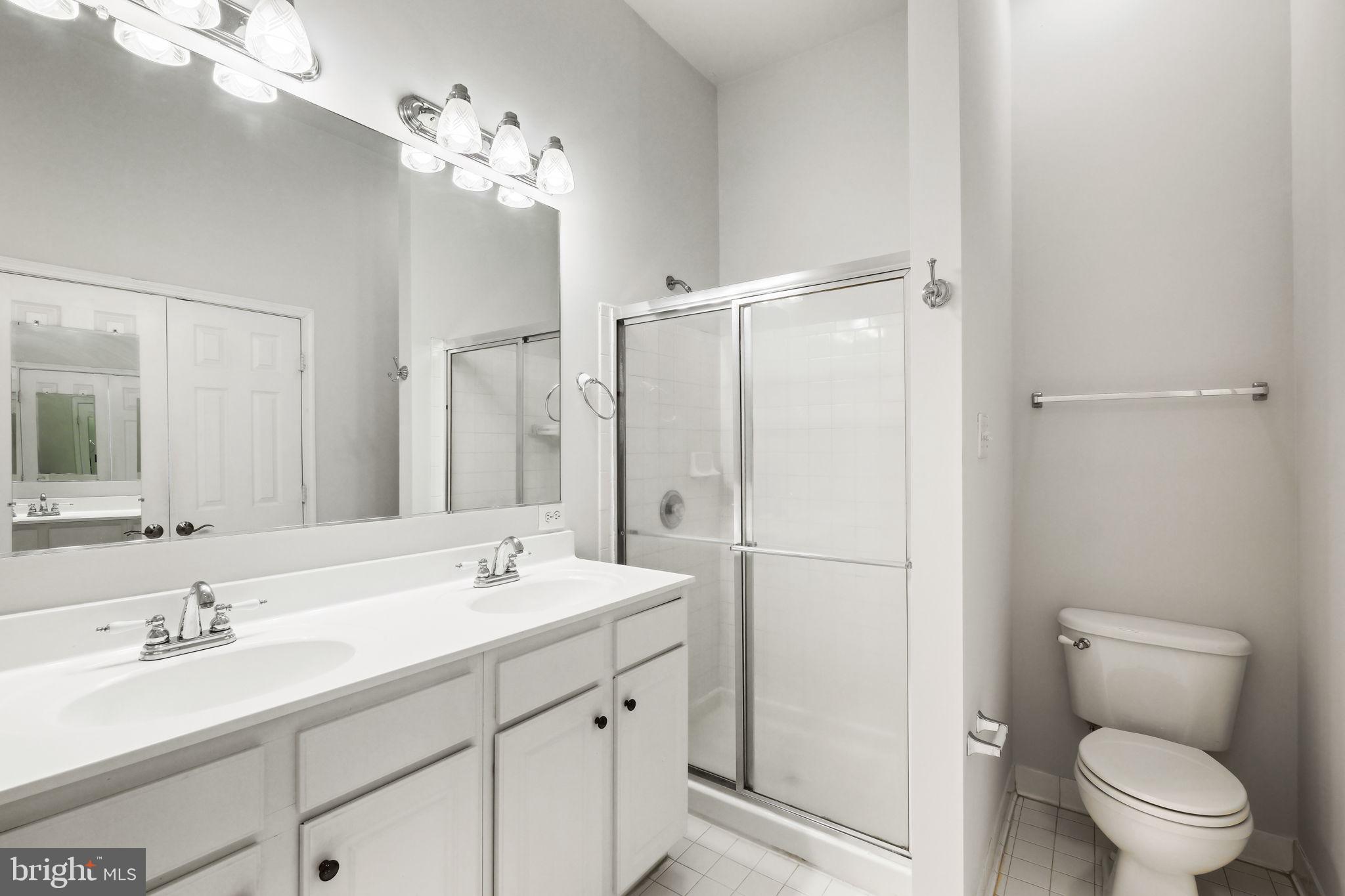 LAKELANDS - Residential