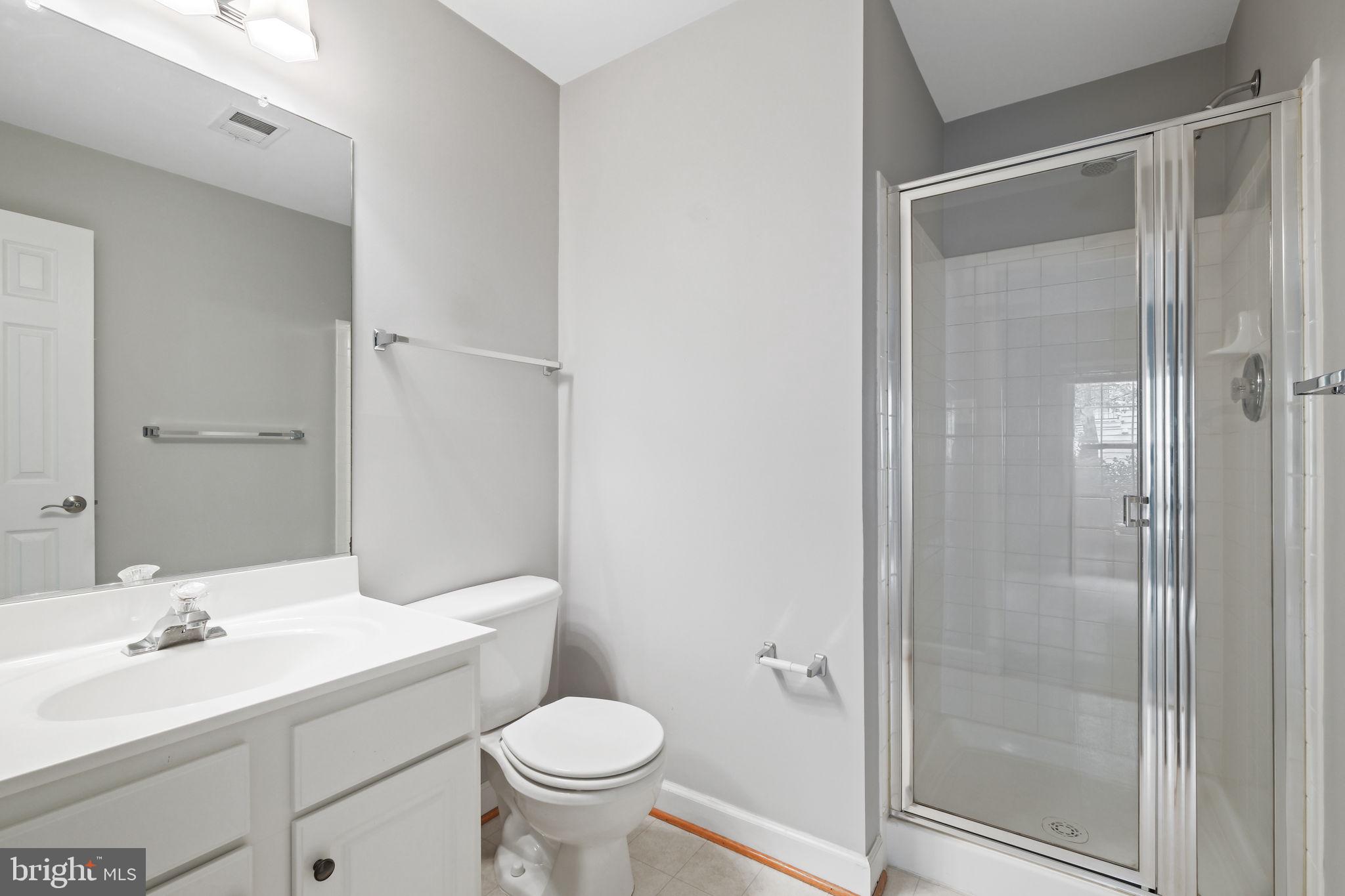 LAKELANDS - Residential