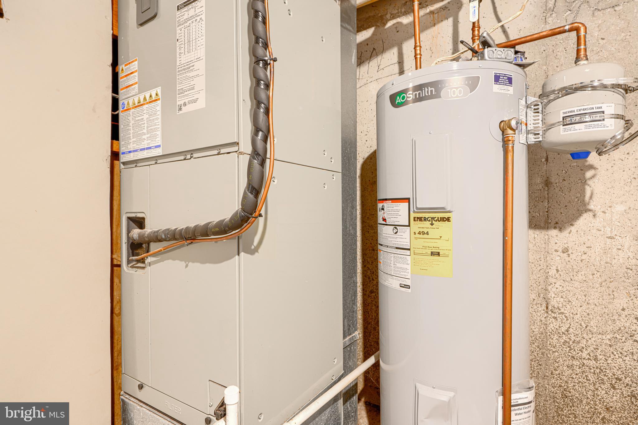 CONSTANT FRIENDSHIP - Residential