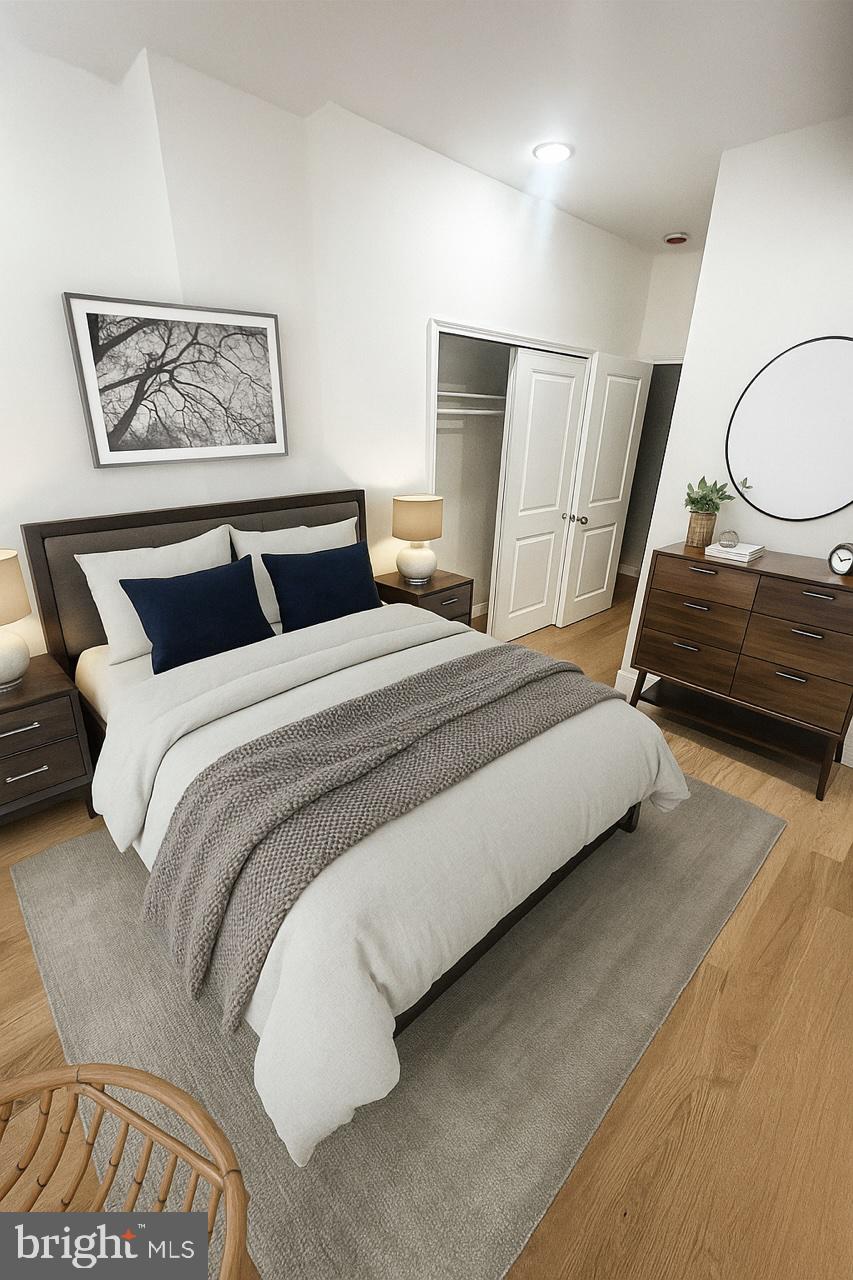 POINT BREEZE - Residential