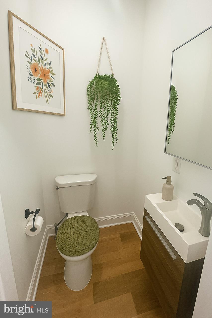 POINT BREEZE - Residential